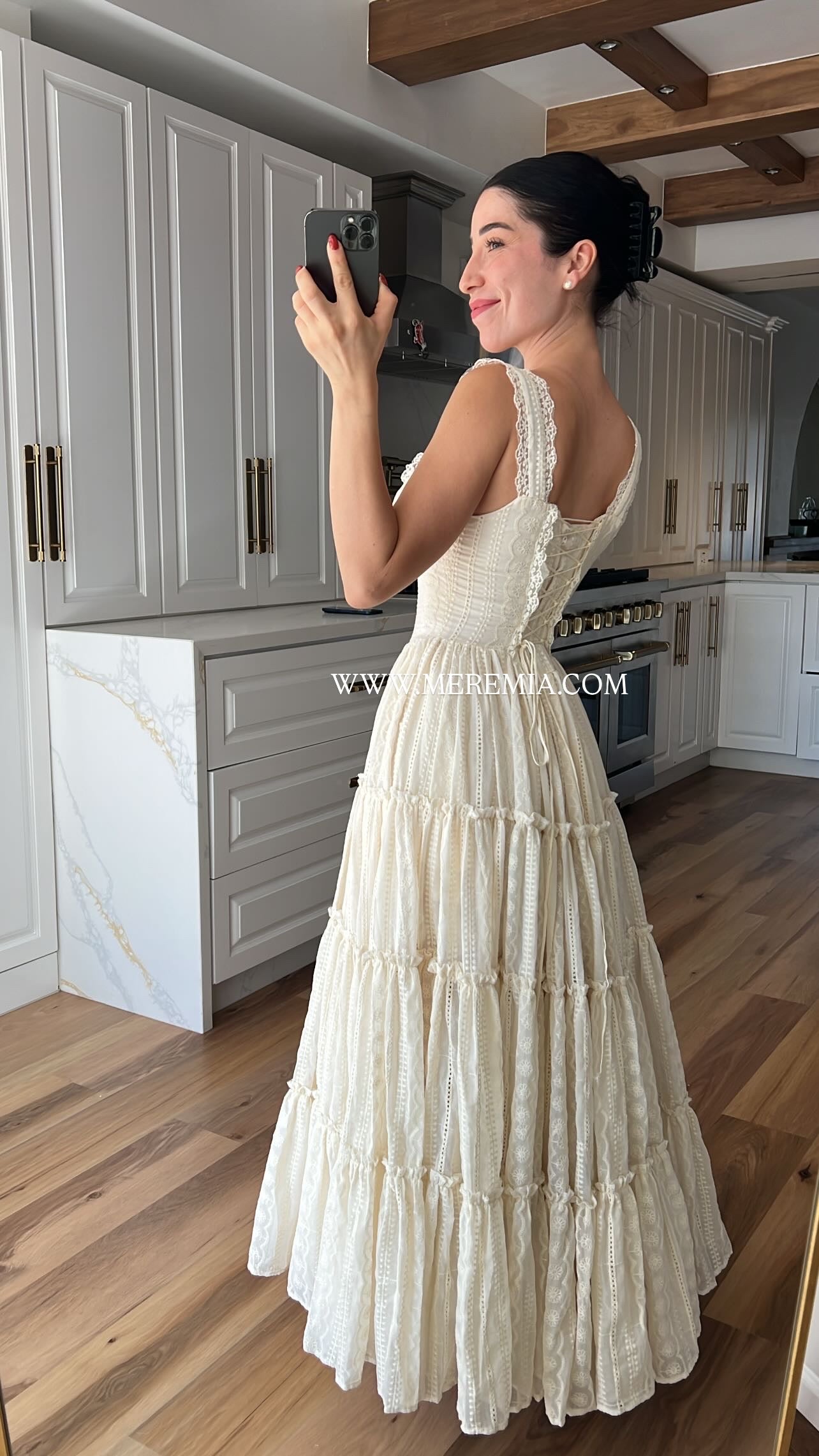 Vestido ivory ampon tul