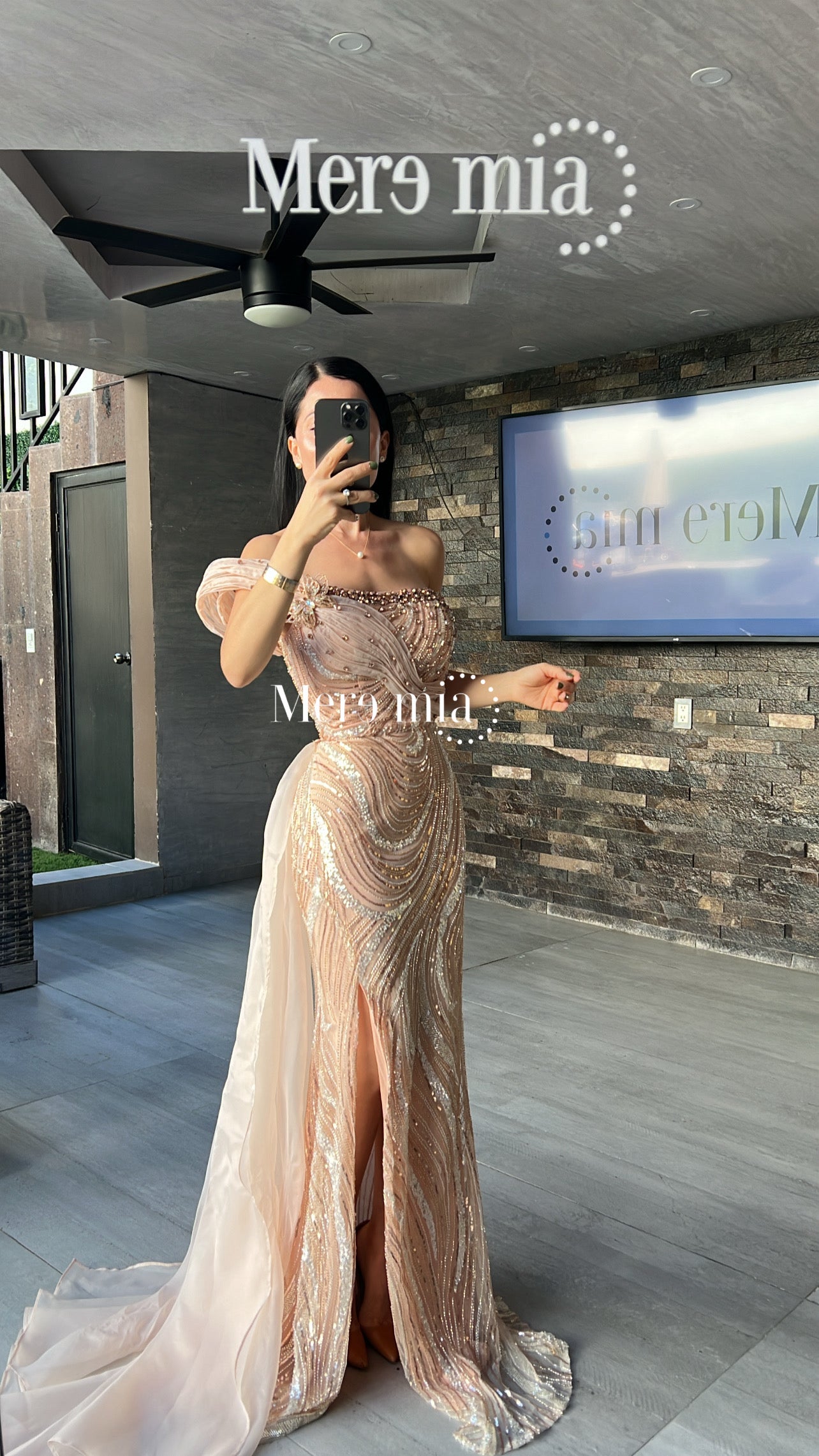 Vestido melón tul hombro