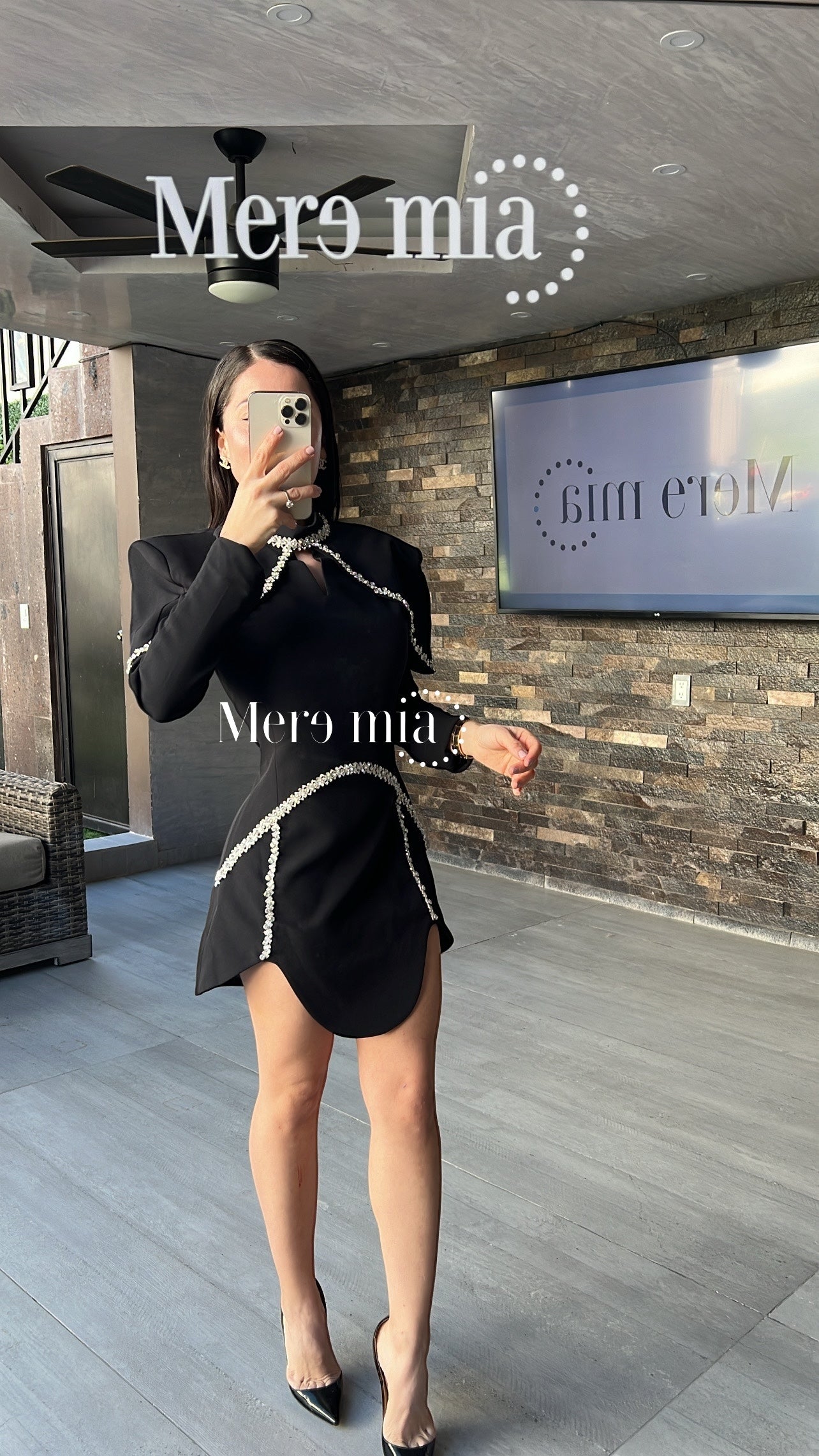 Vestido negro corto plata