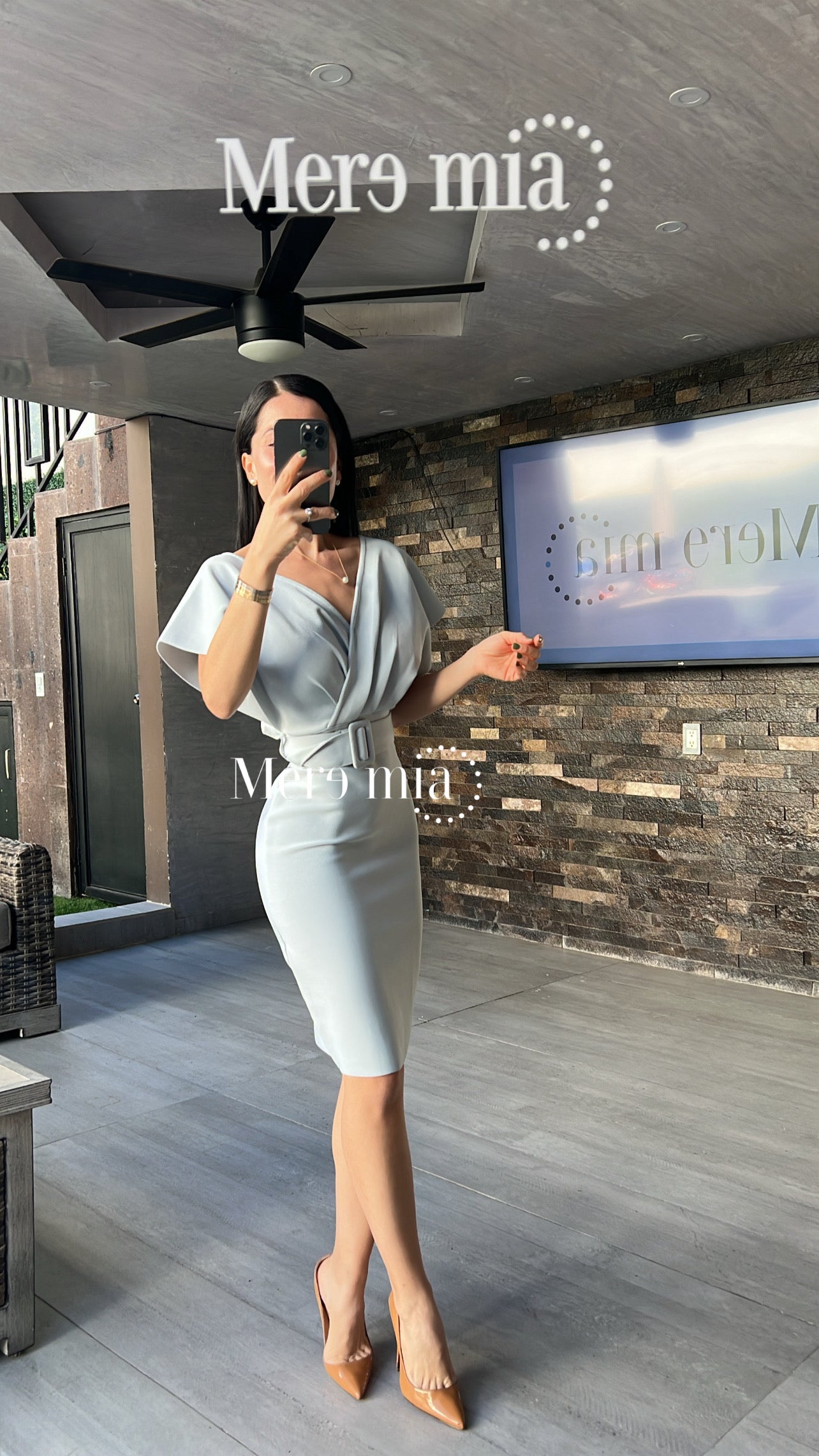 Vestido gris cinto