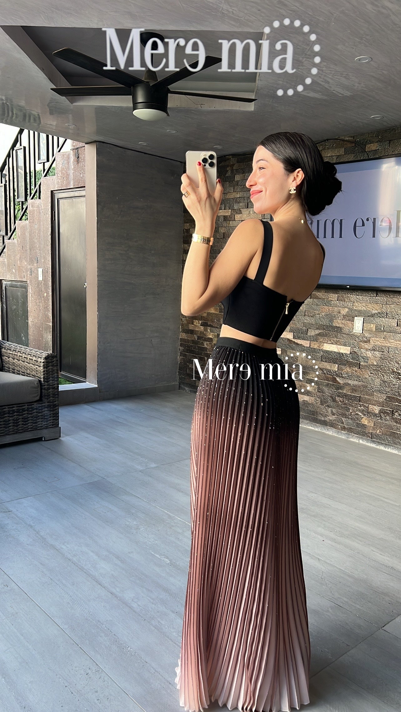 Falda plisada rosa negro