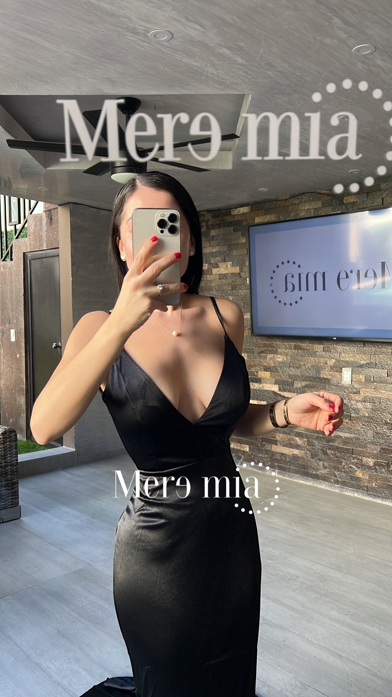 Vestido negro sat espalda