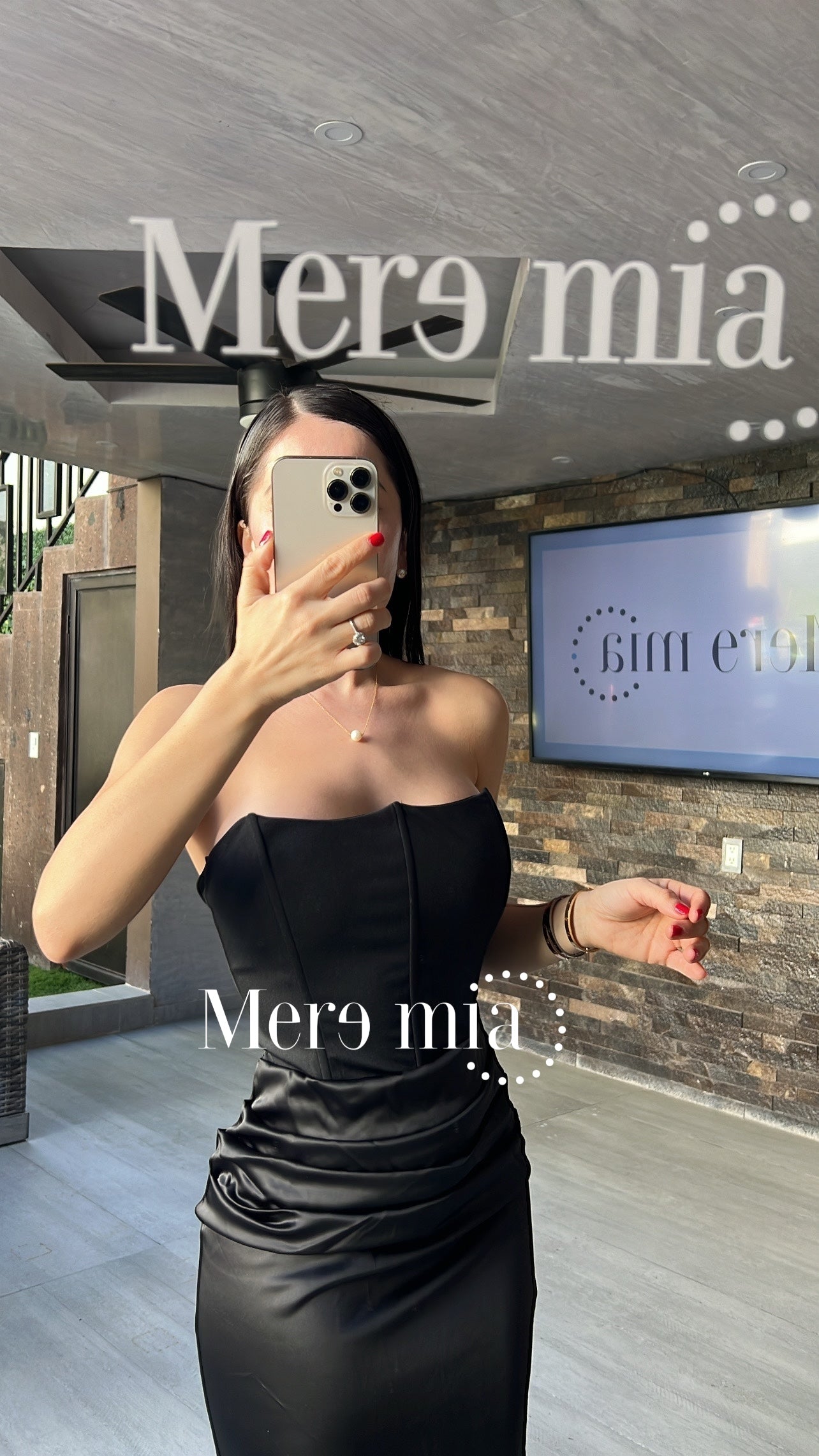 Vestido negro strapp largo