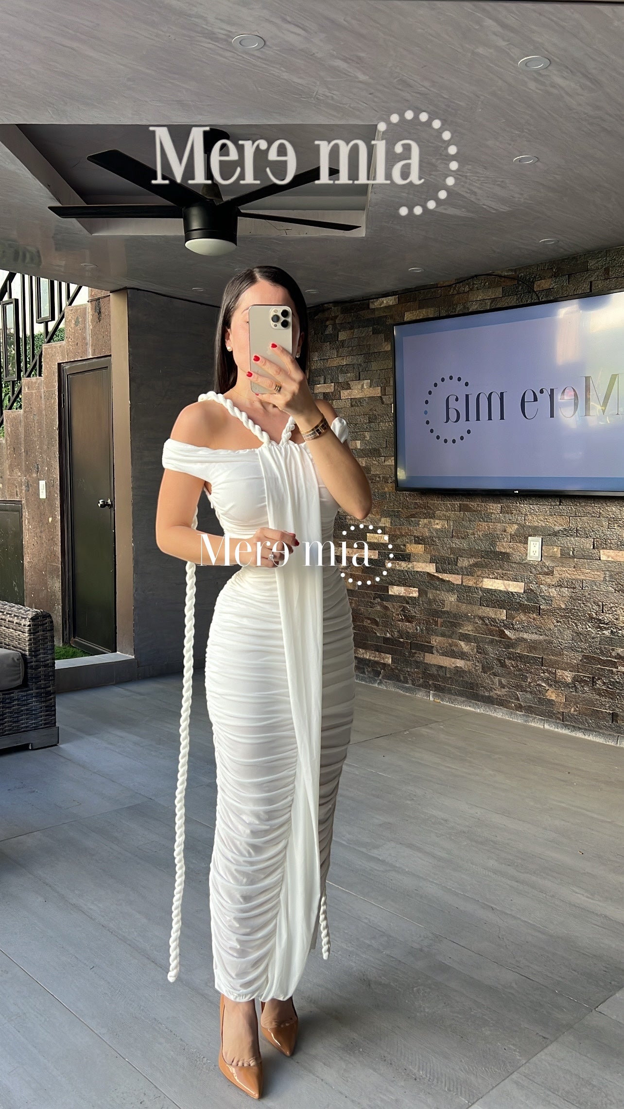 Vestido blanco plisado trenz