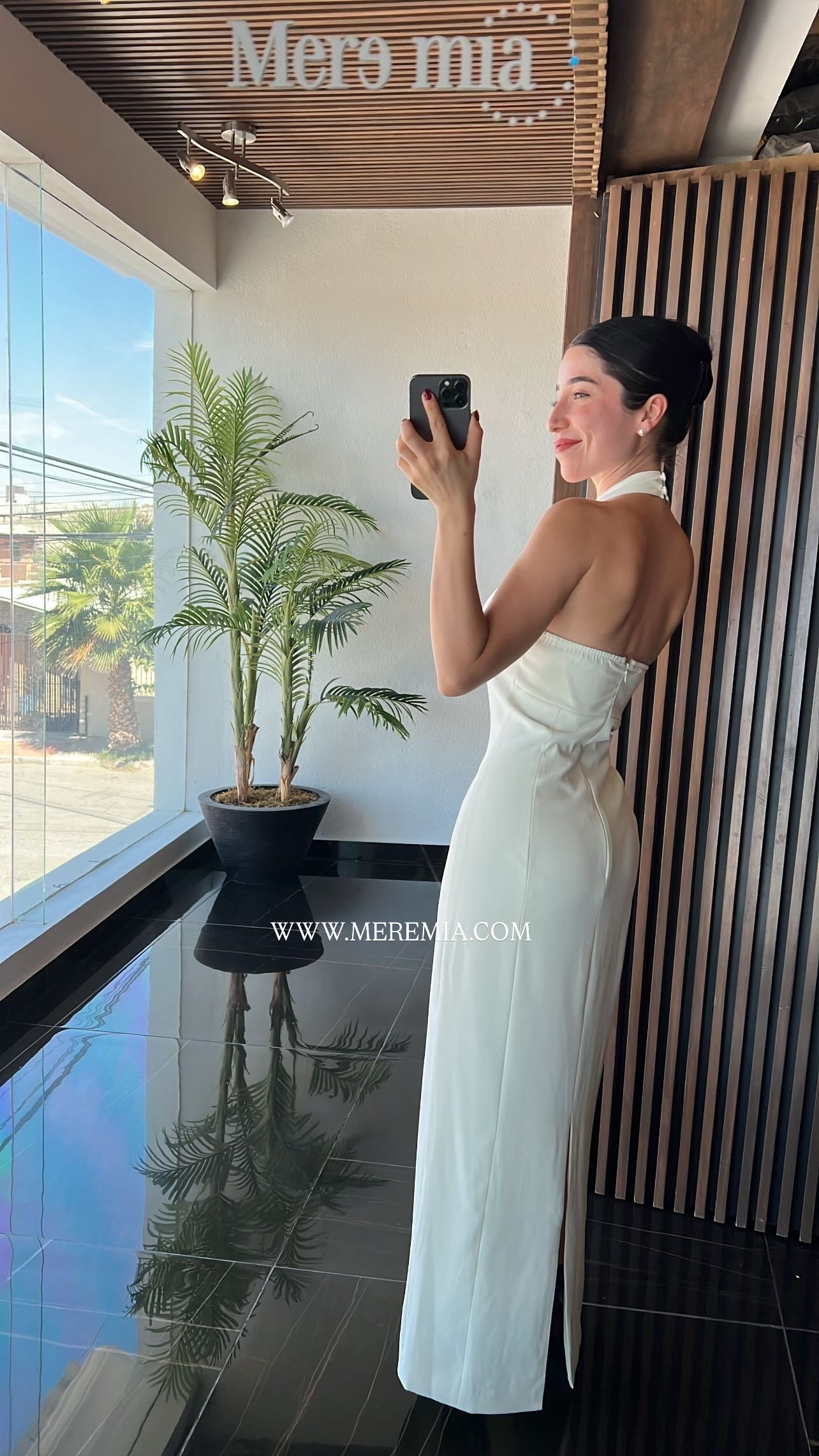 Vestido halter botones