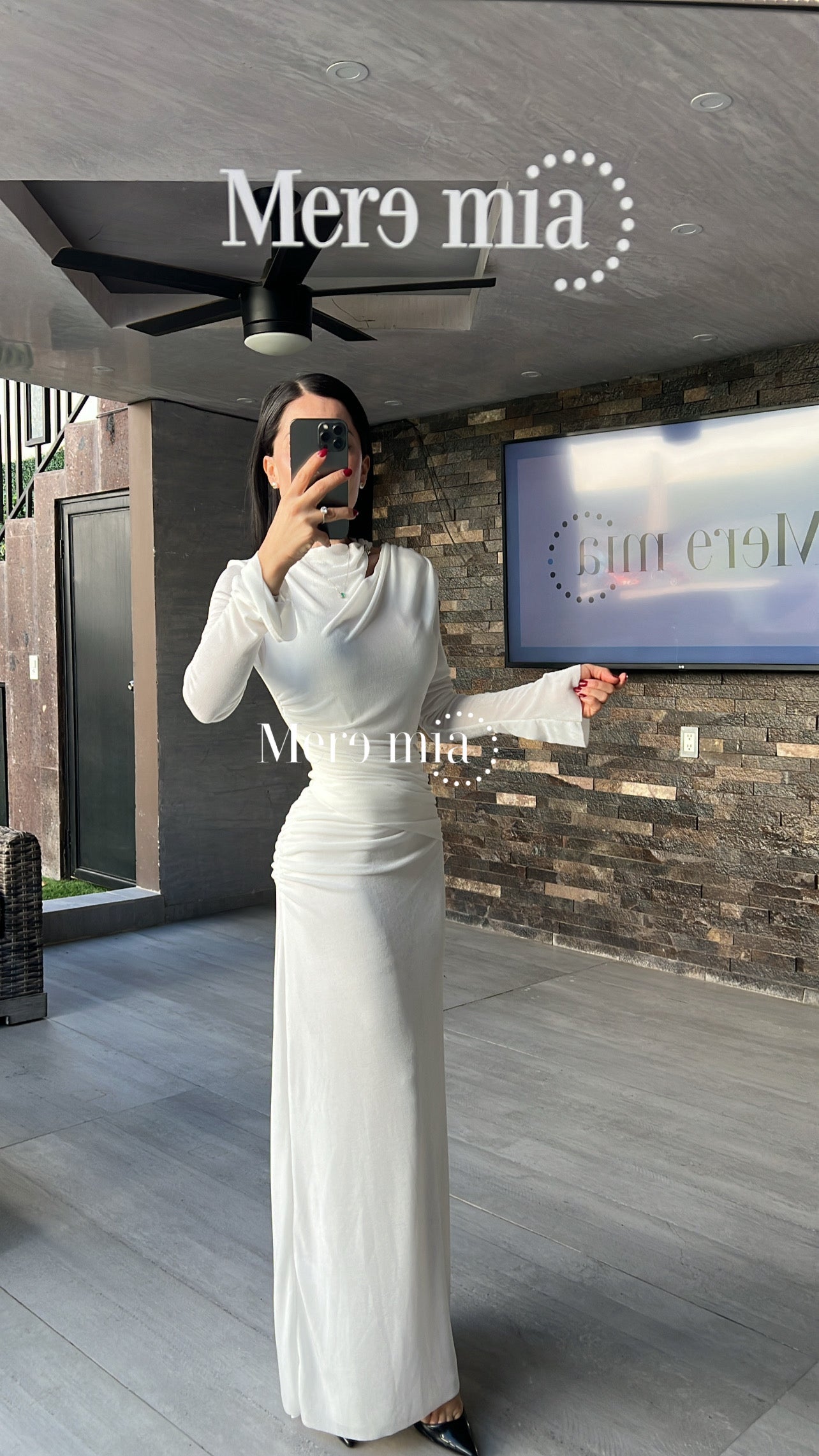 Vestido plisado hoyo