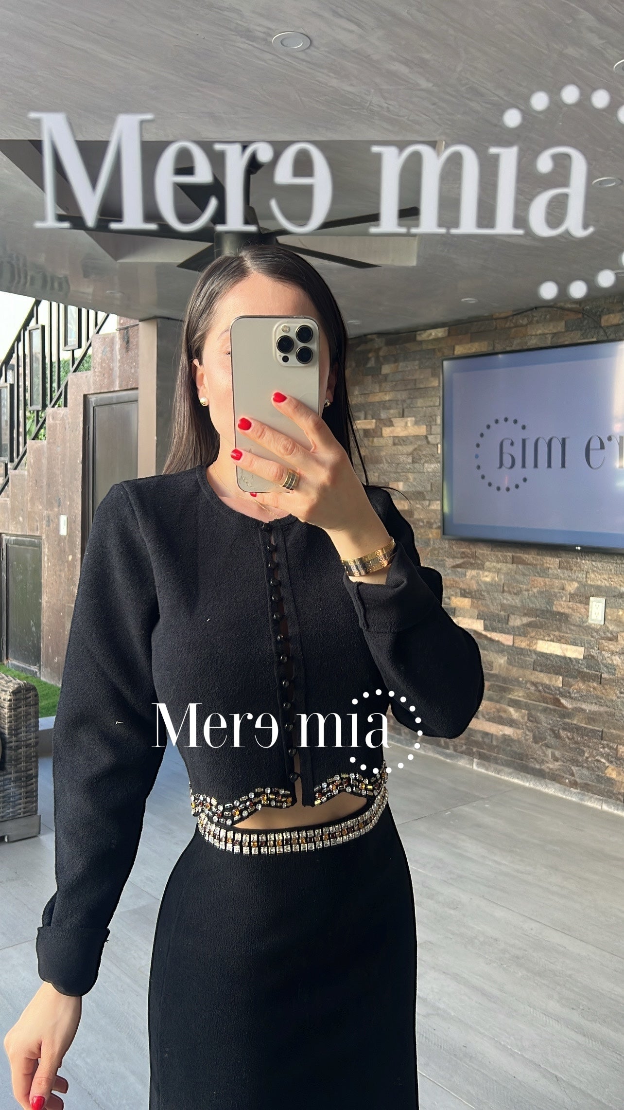 Conjunto negro lent or