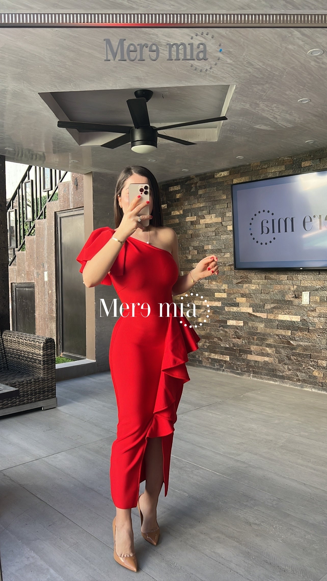 Vestido rojo escarola