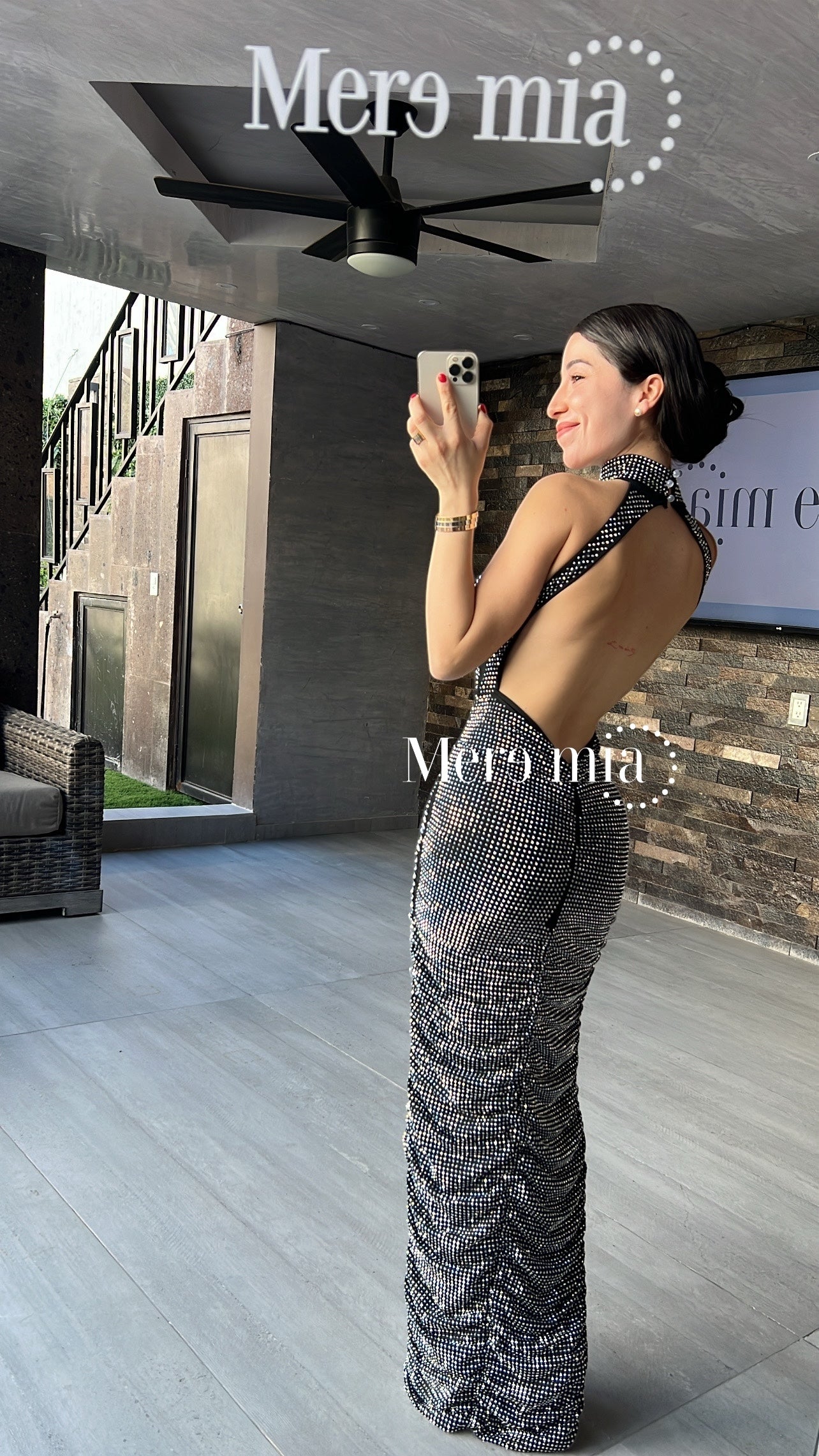 Vestido negro puntos plisado