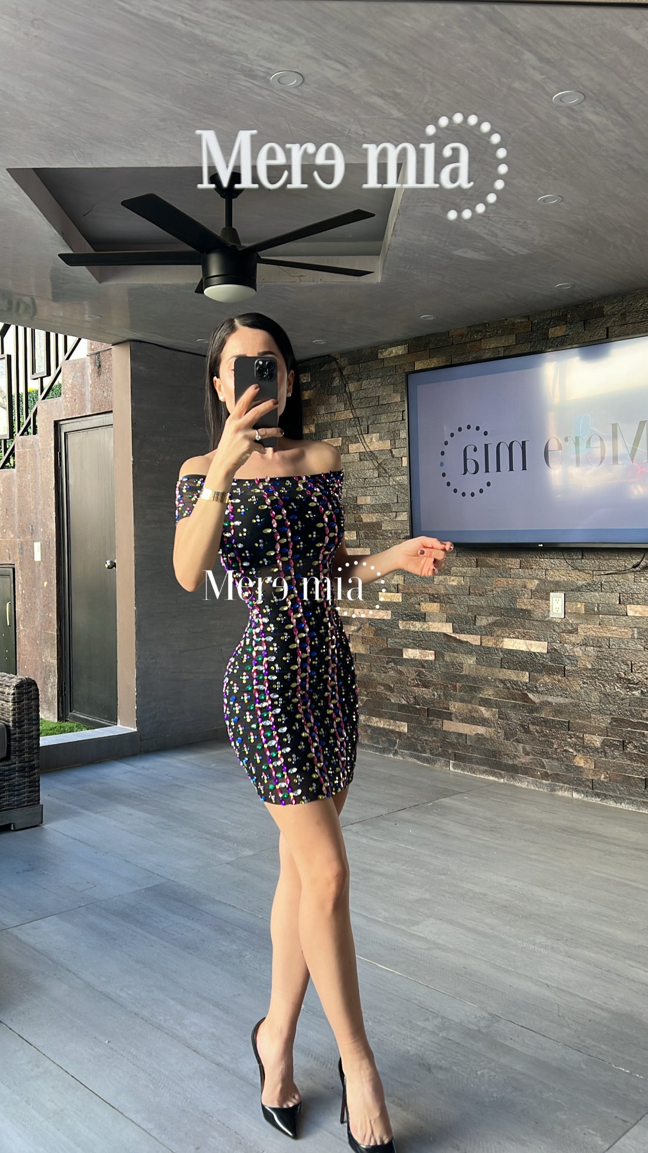 Vestido negro colores