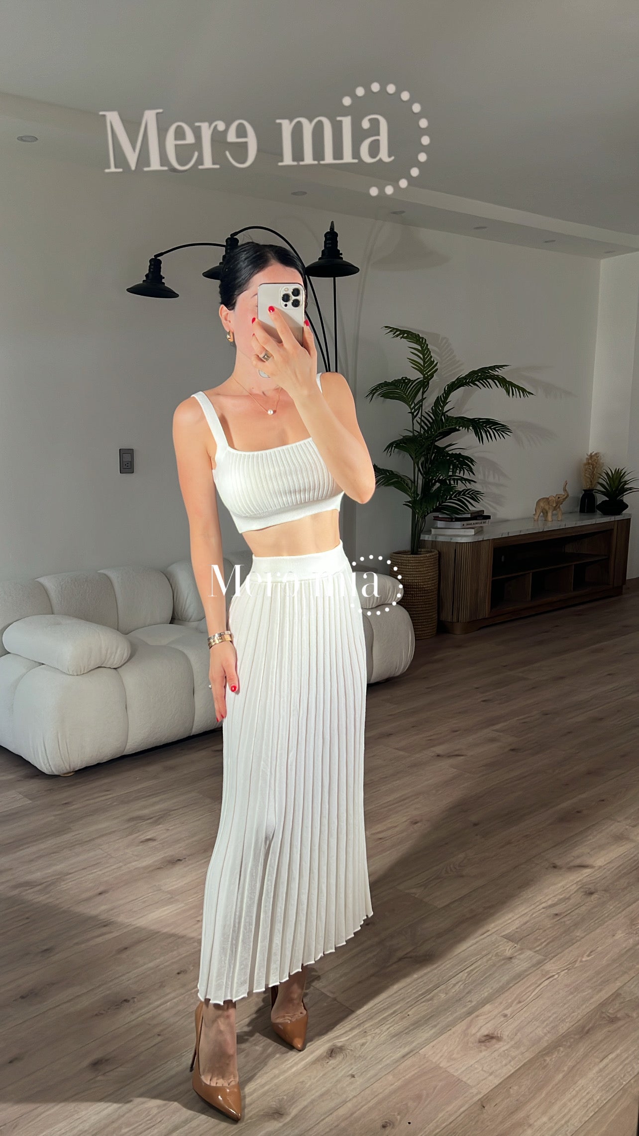 Conjunto blanco falda plisada