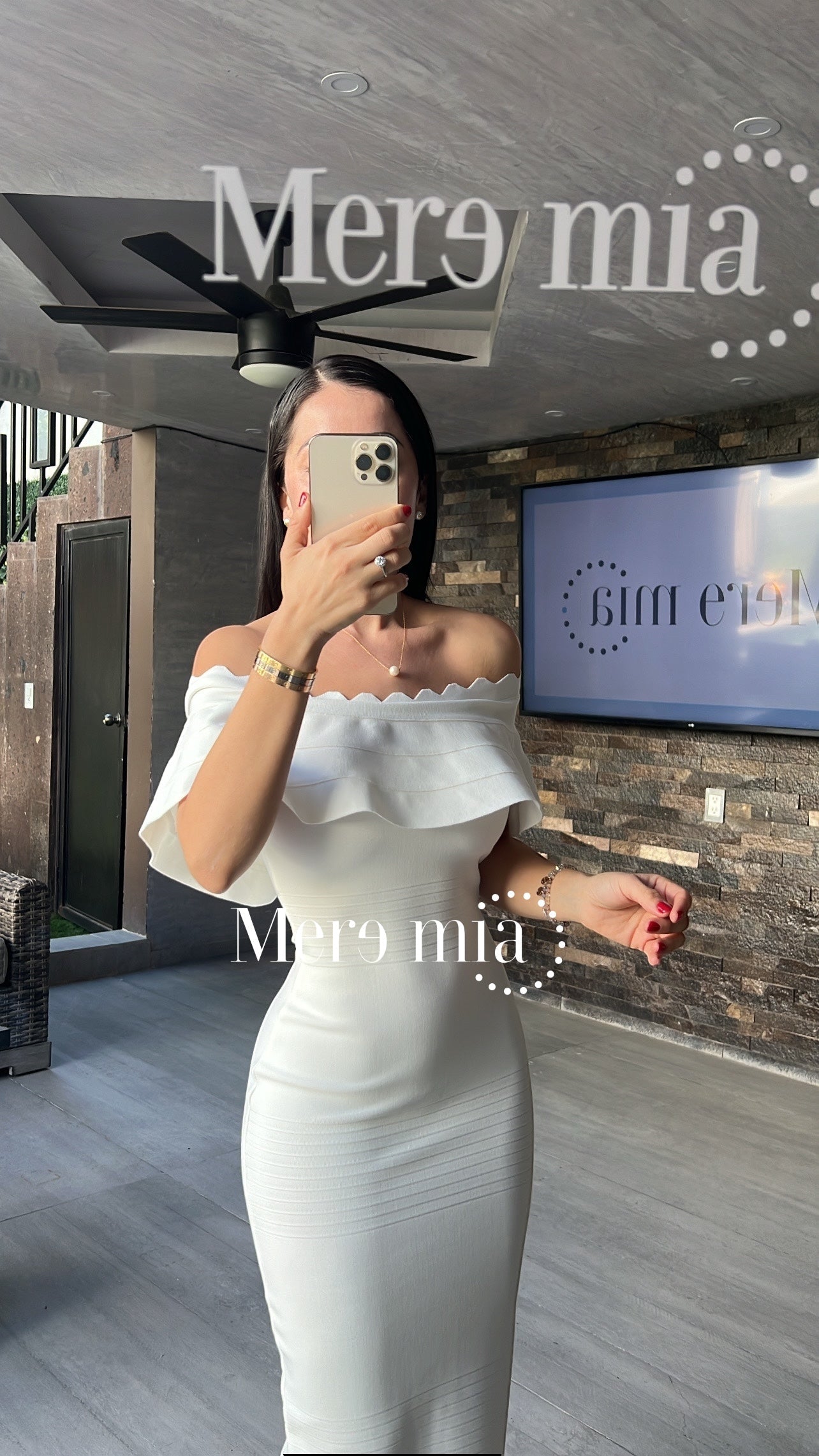 Vestido olan Ruff hombros