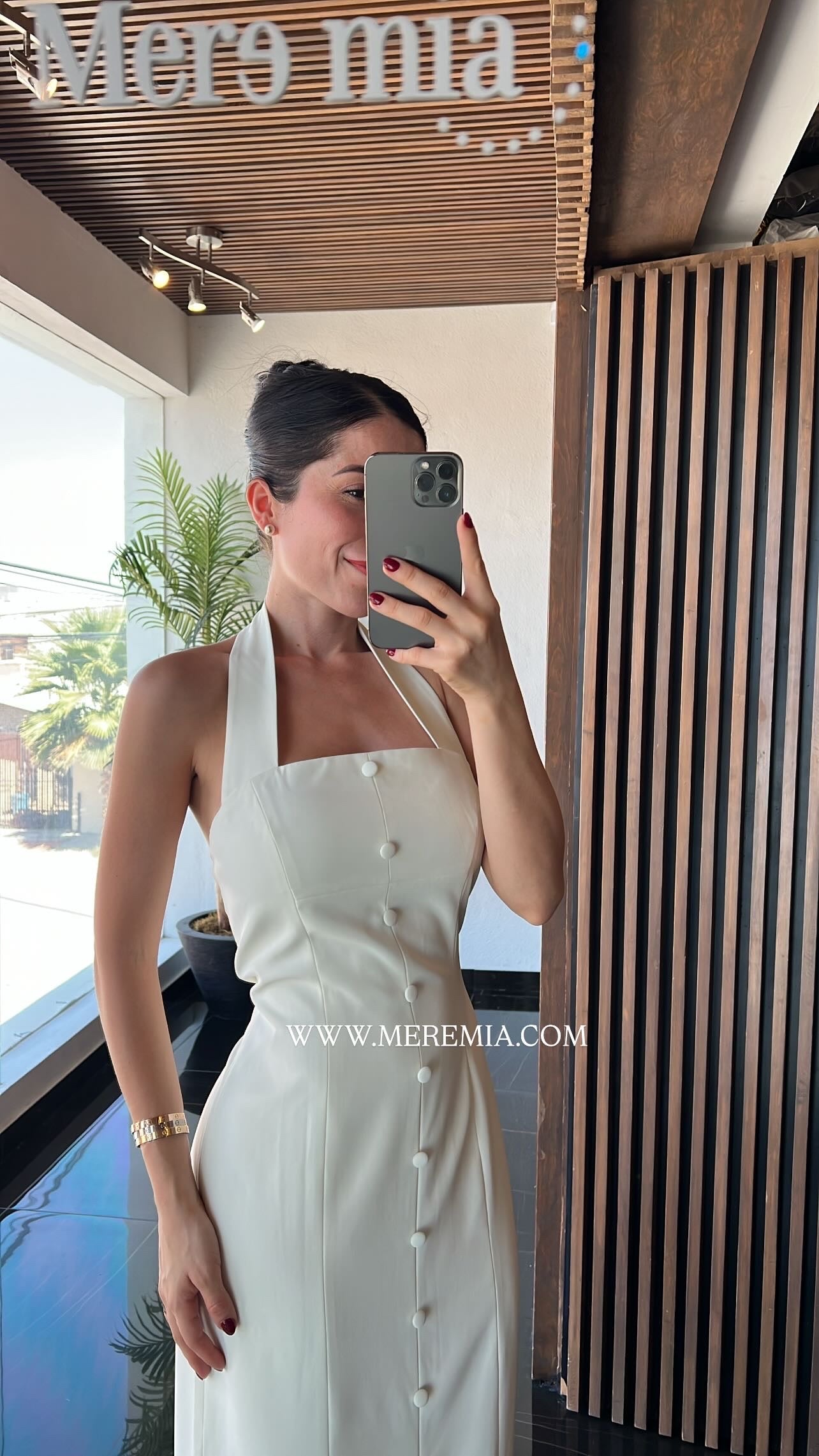 Vestido halter botones