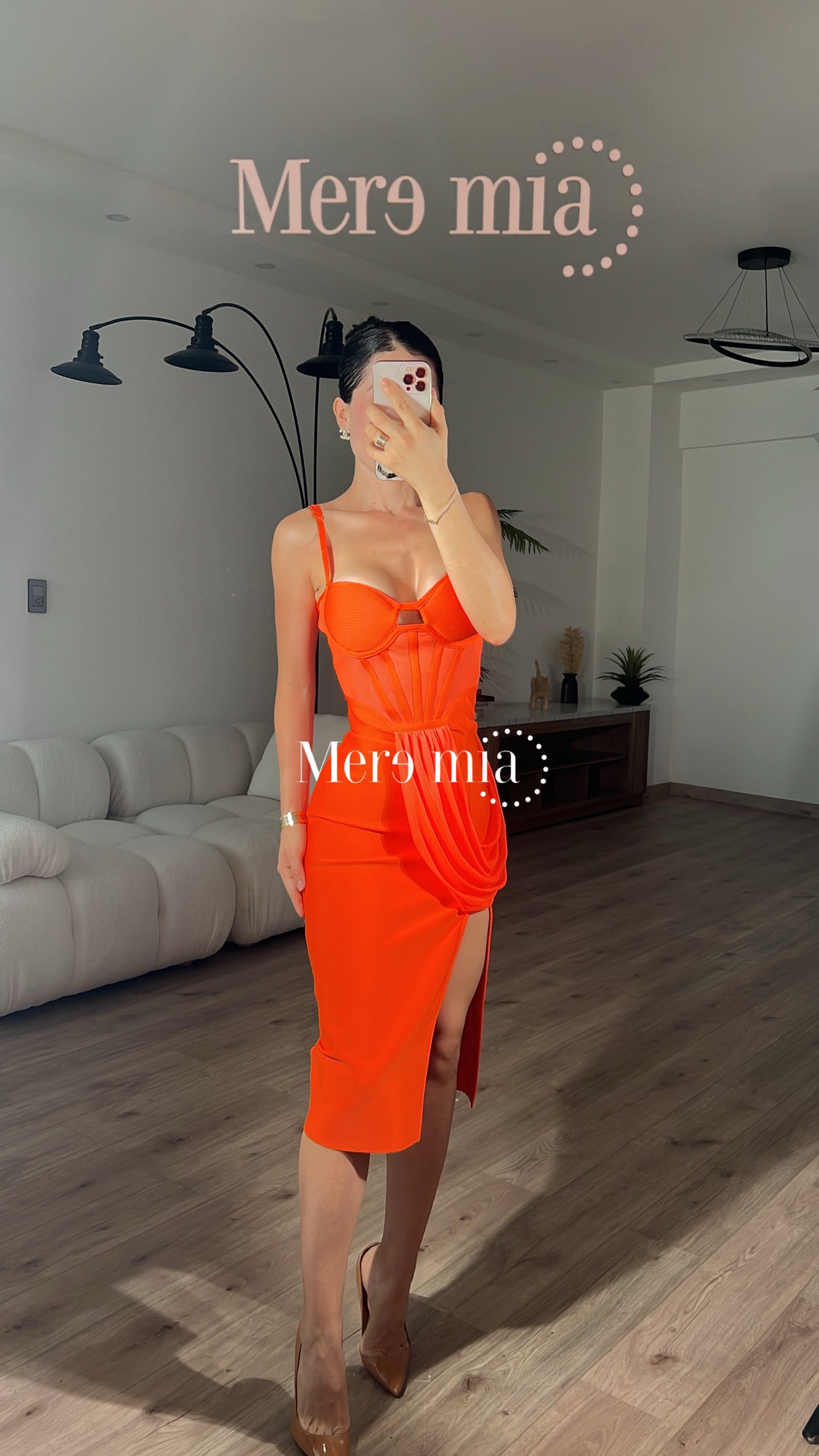 Vestido naranja copas tul fosfo