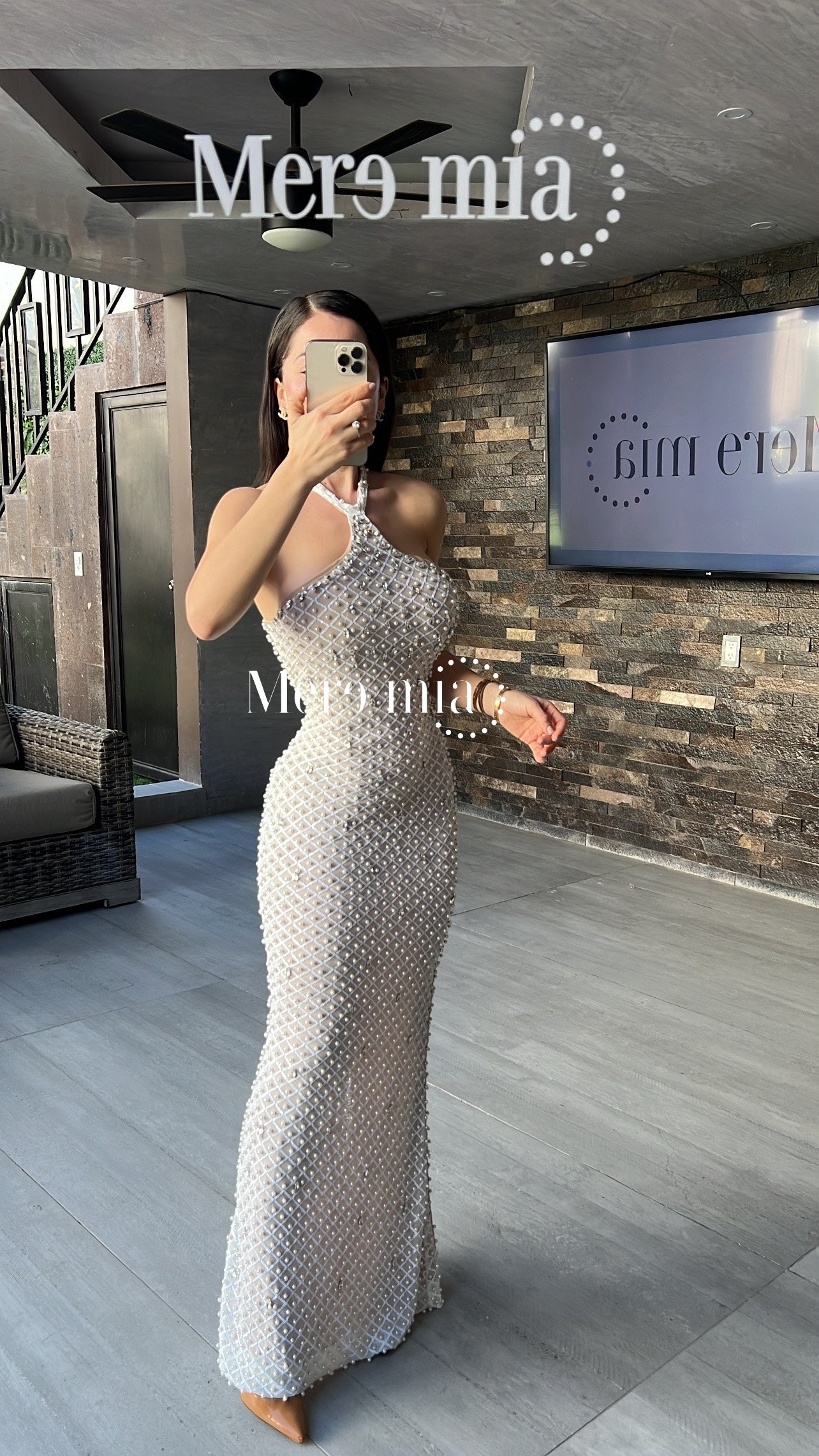 Vestido nude blanco perlas