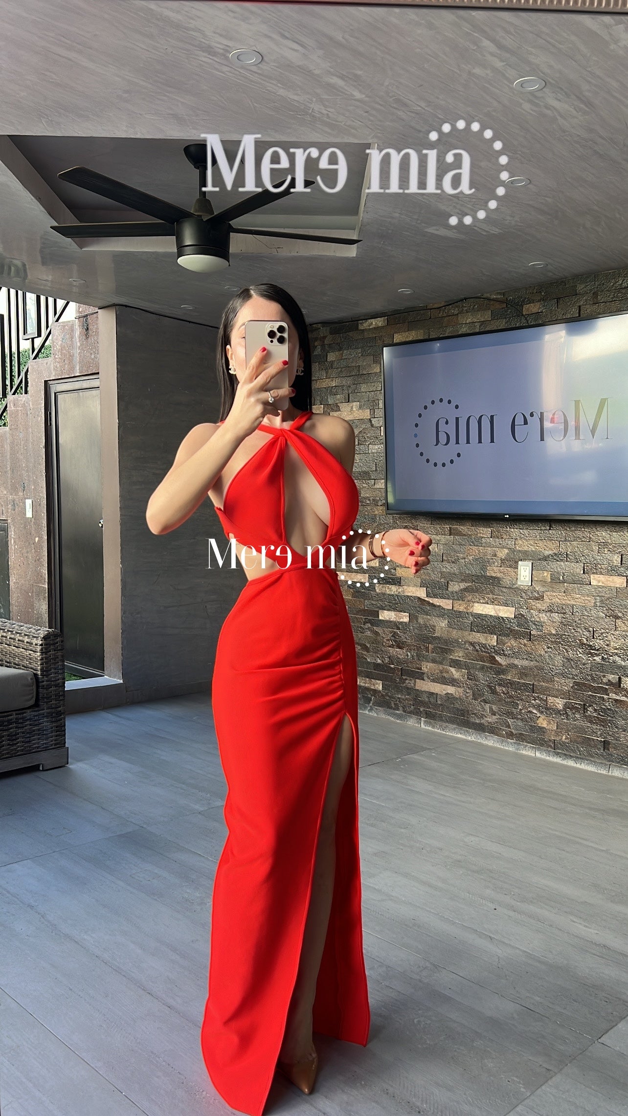 Vestido rojo cruzado largo