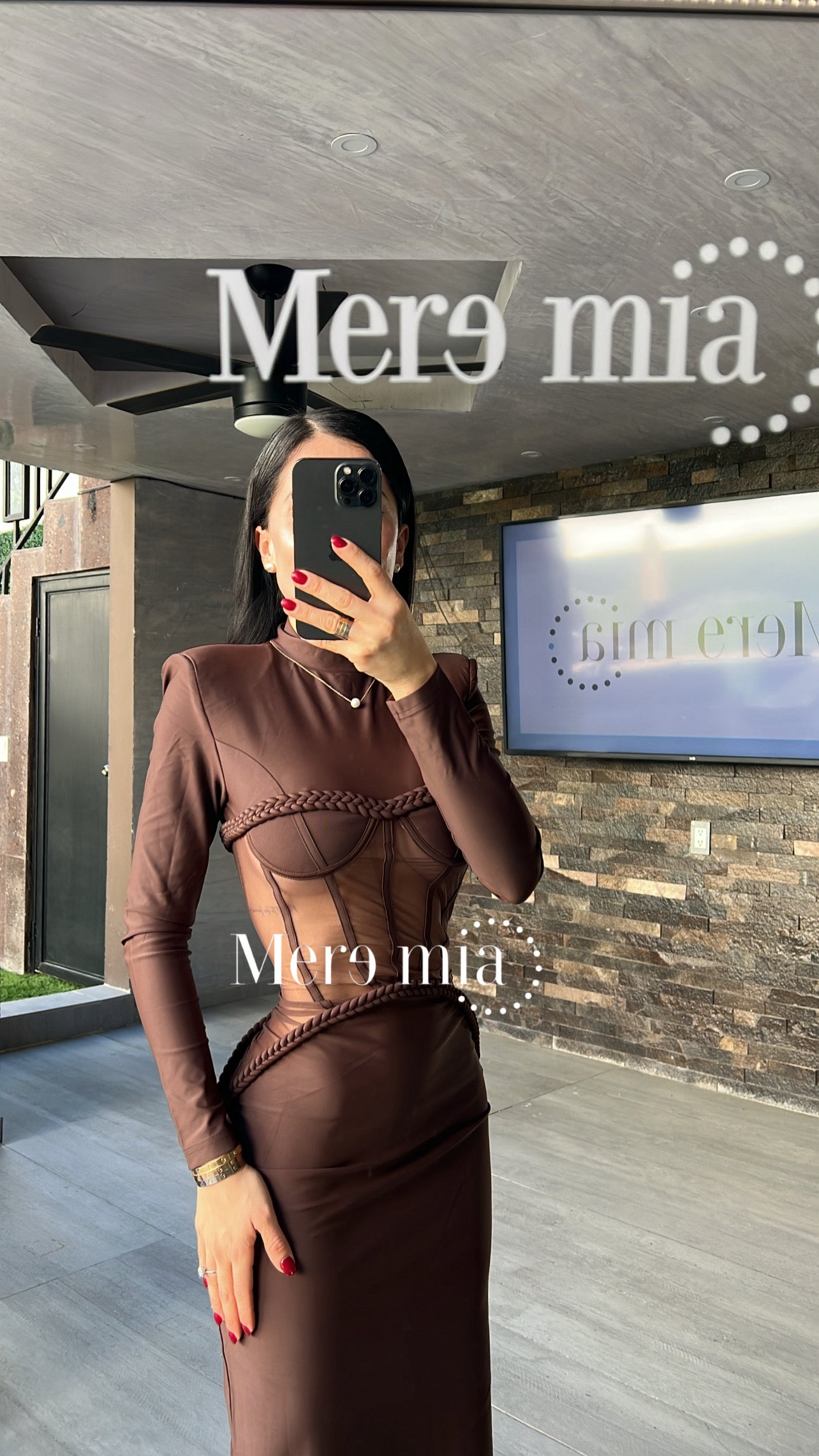 Vestido café copas trenza