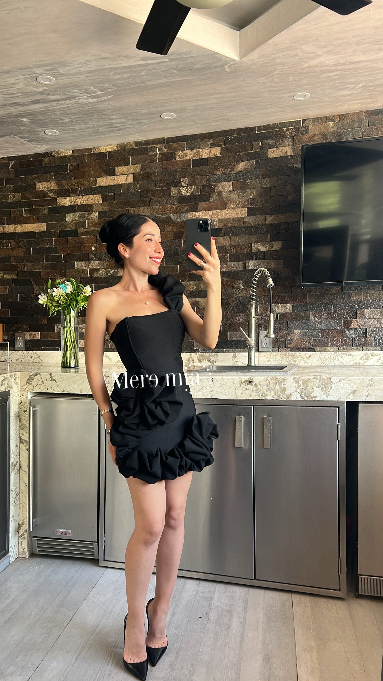 Vestido negro saten scrunchie