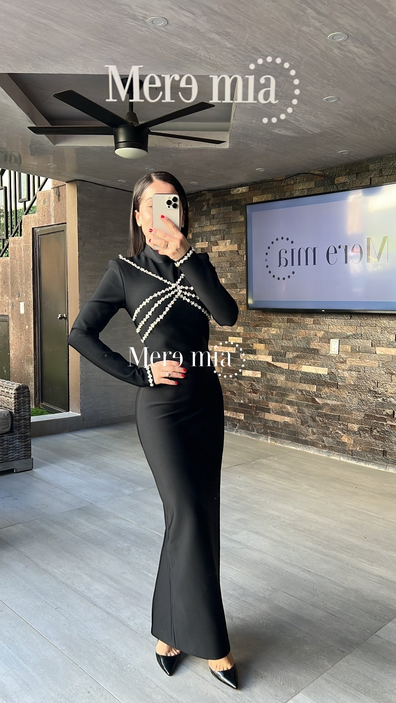 Vestido negro apl cruzada