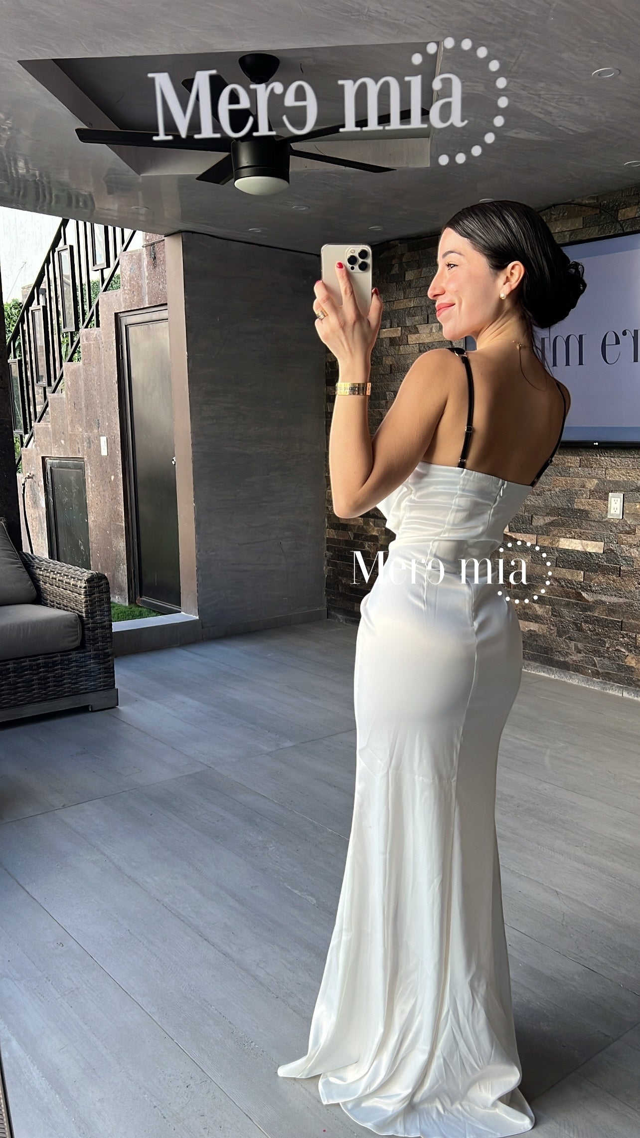 Vestido blanco copas negras