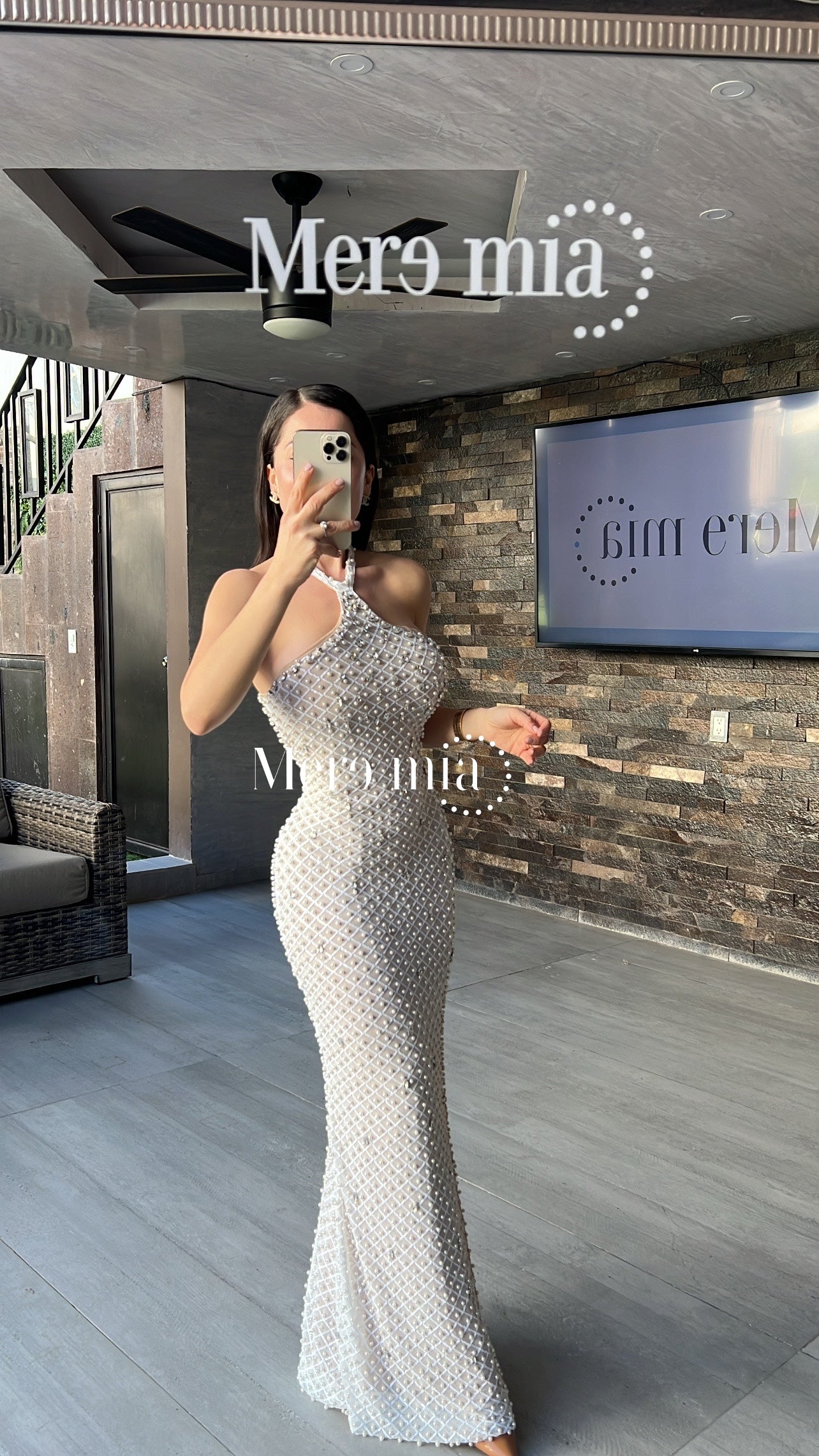 Vestido nude blanco perlas