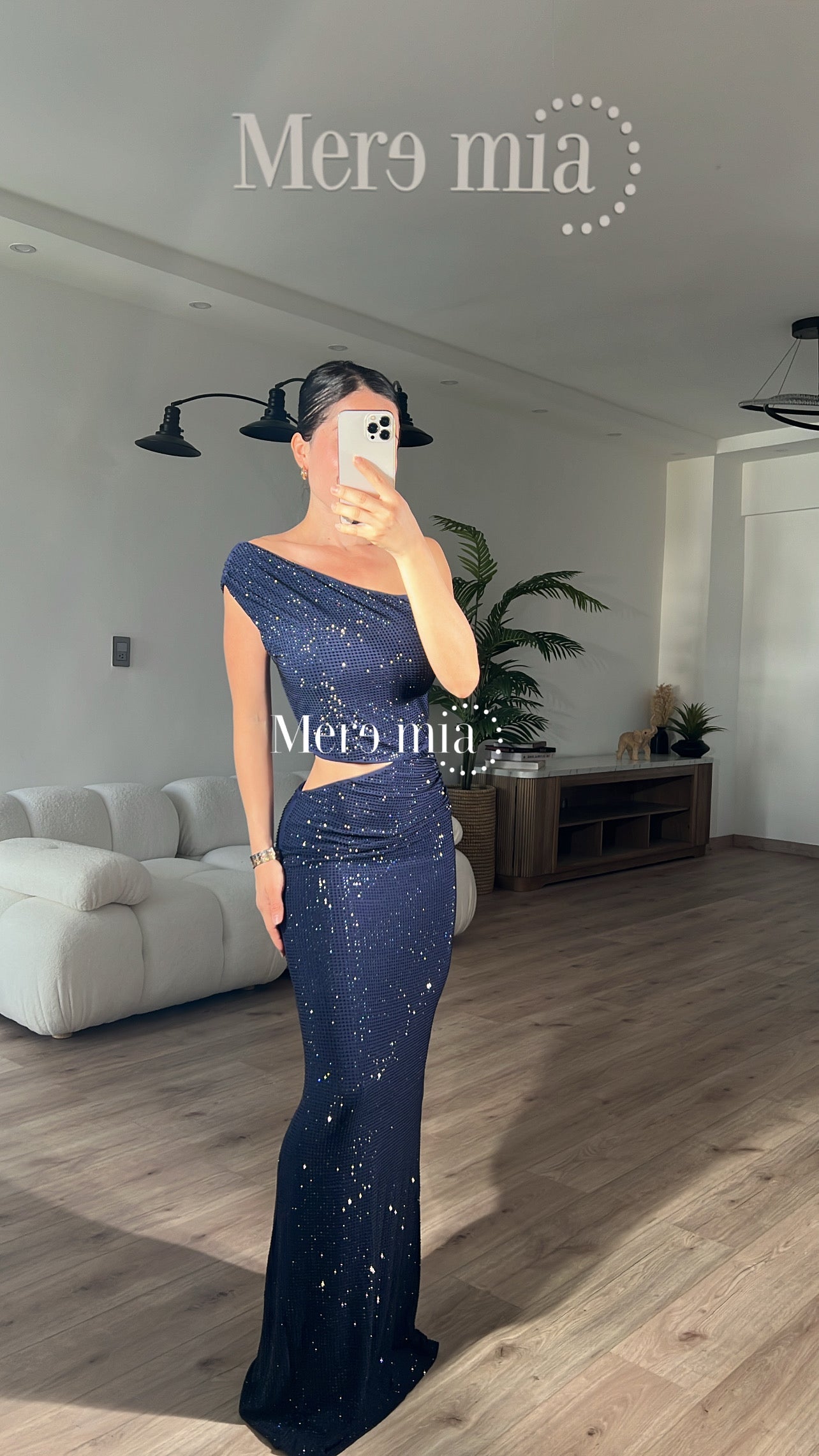 Vestido azul puntos hombro