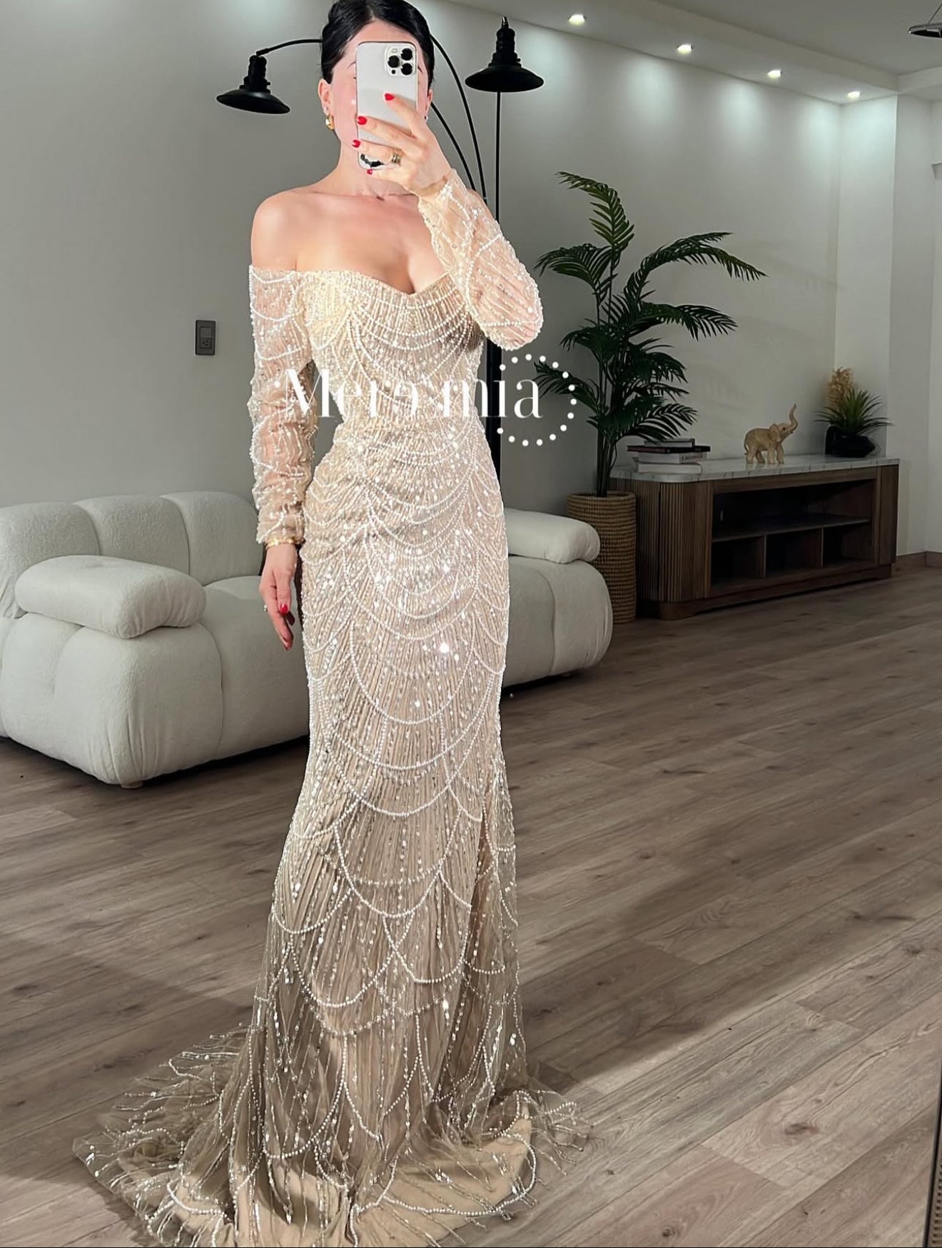 Vestido largo nude magas perlas