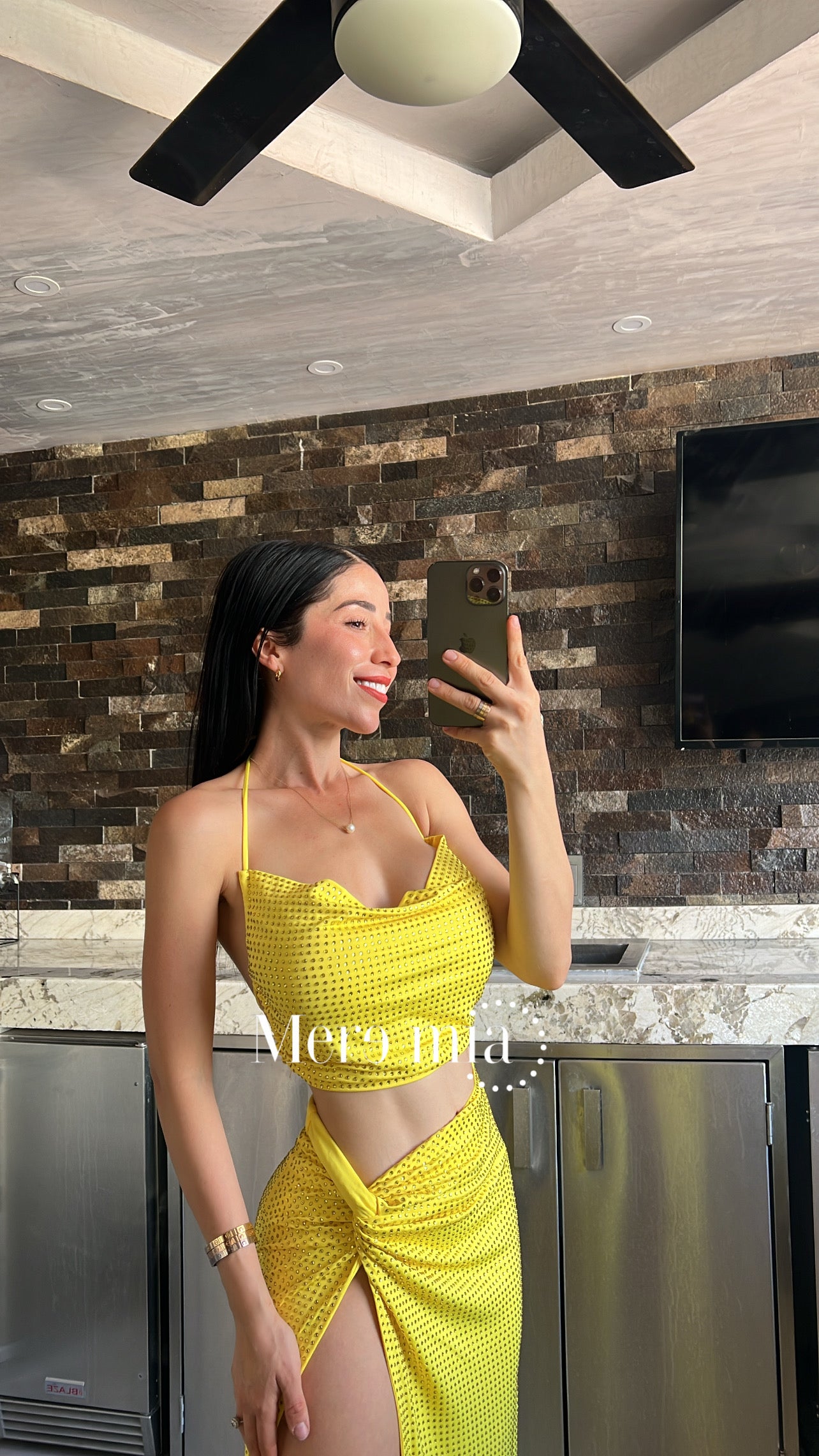 Conjunto amarillo puntos