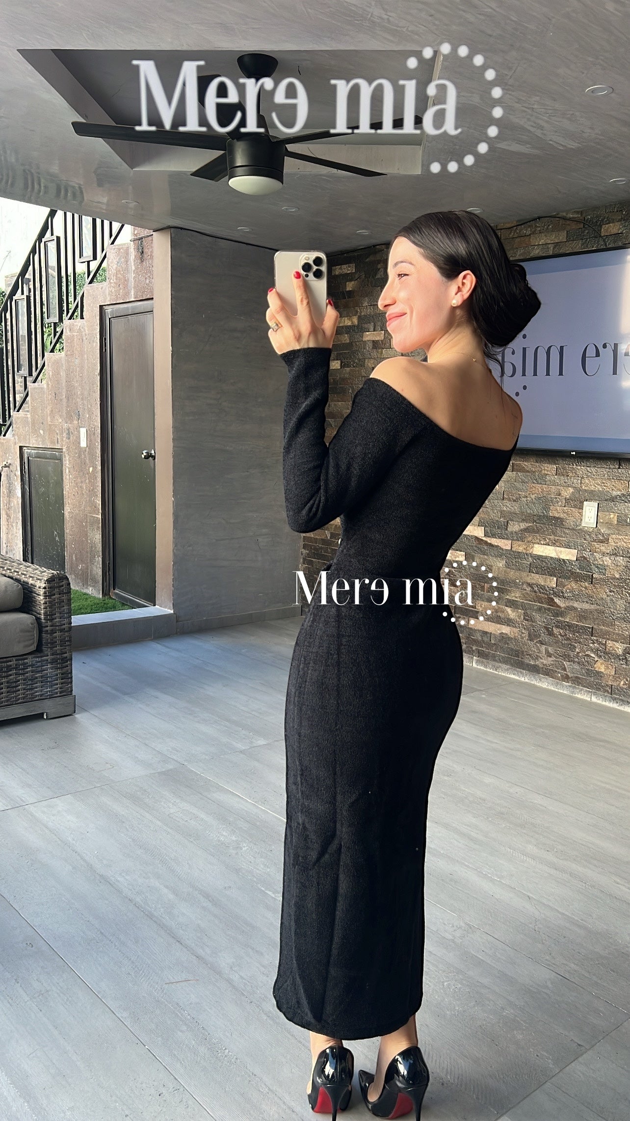 Vestido negro hombros botones