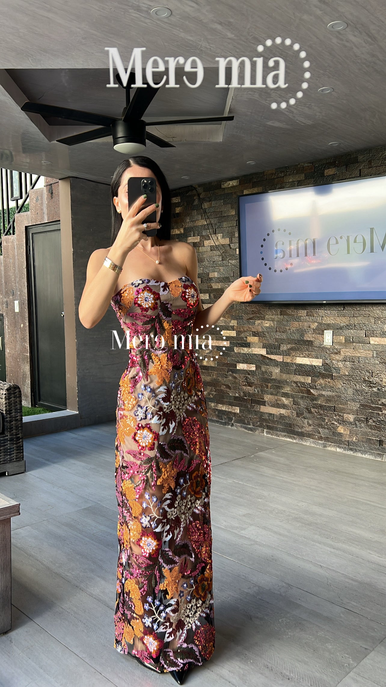 Vestido strapples flores