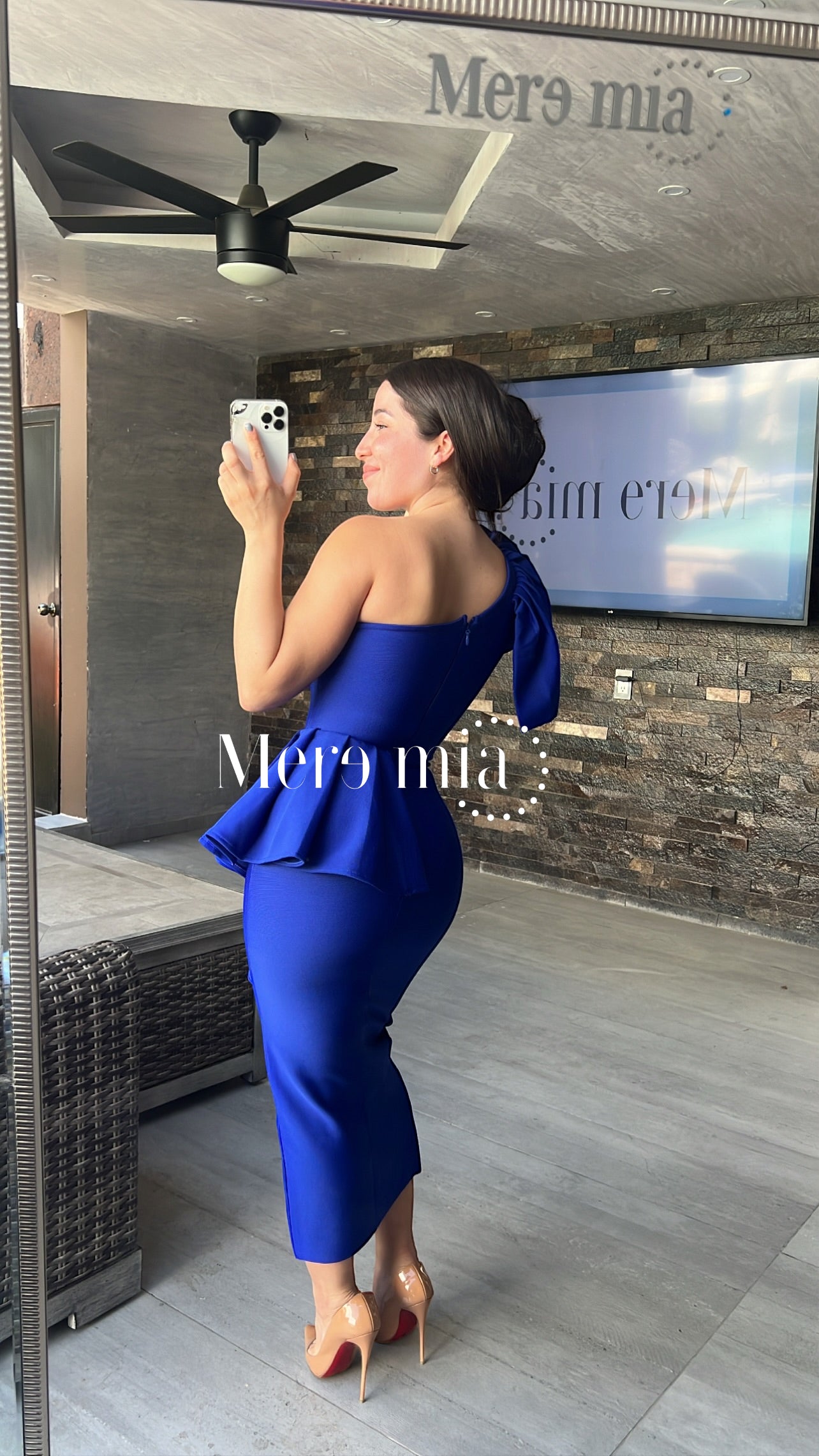 Vestido azul rey escarola