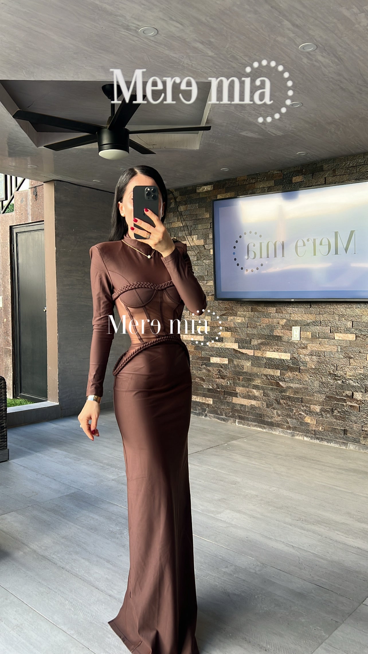 Vestido café copas trenza