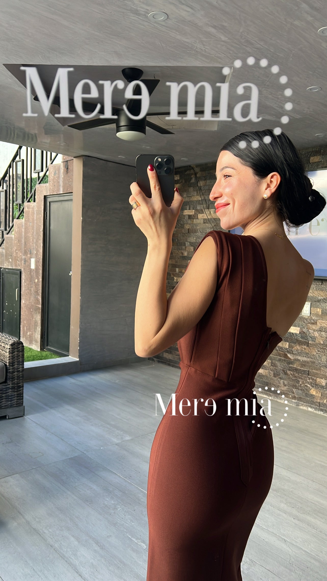 Vestido café hombro