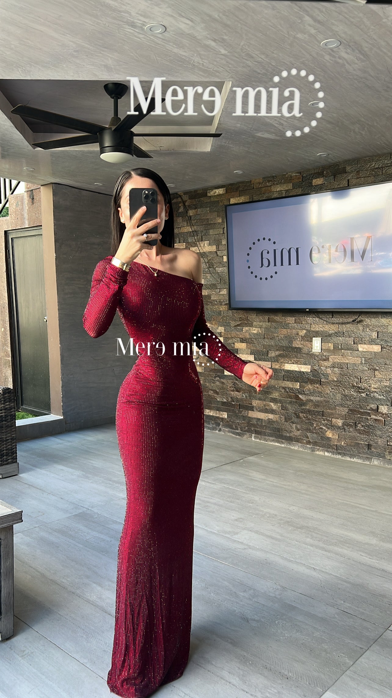 Vestido un hombro puntos suelto