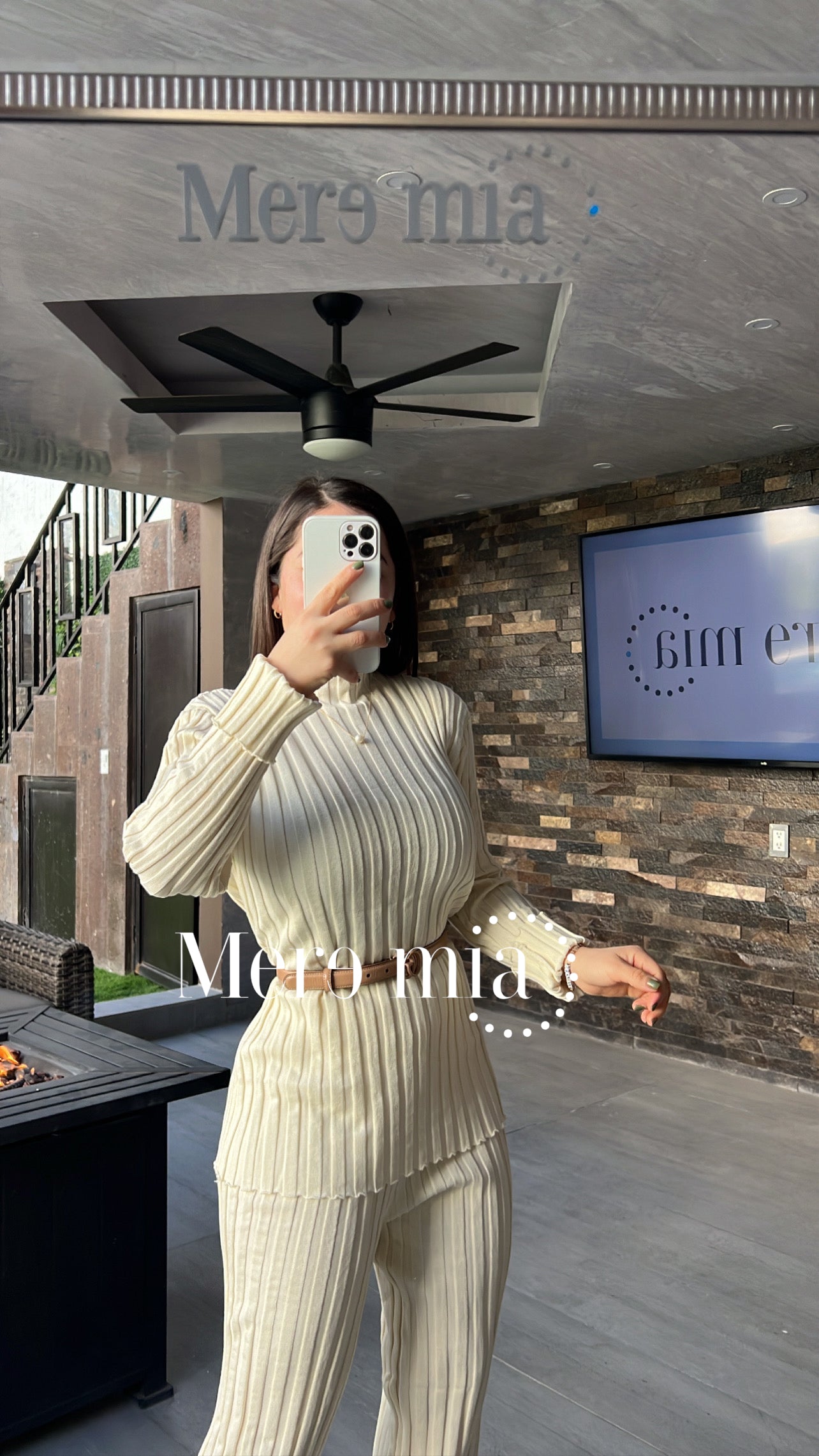 Conjunto beige claro rayas swet