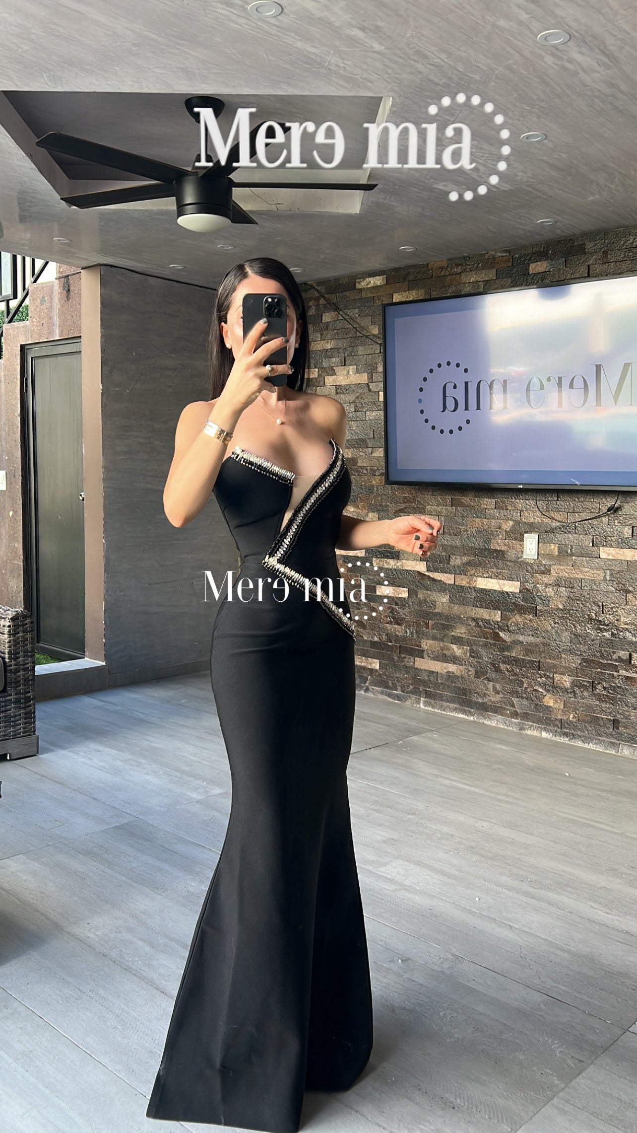 Vestido negro Z plata