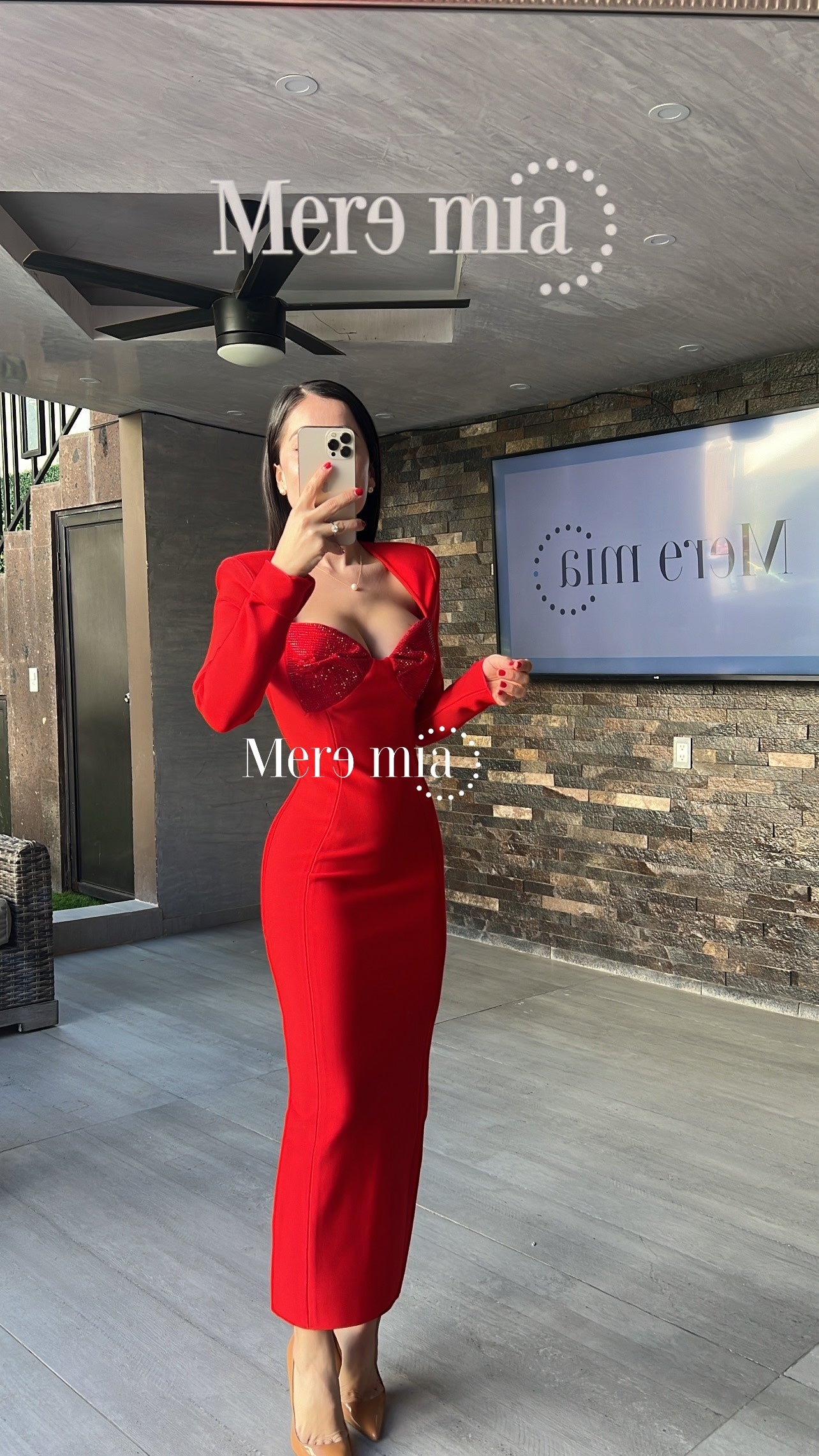 Vestido rojo brillos copa