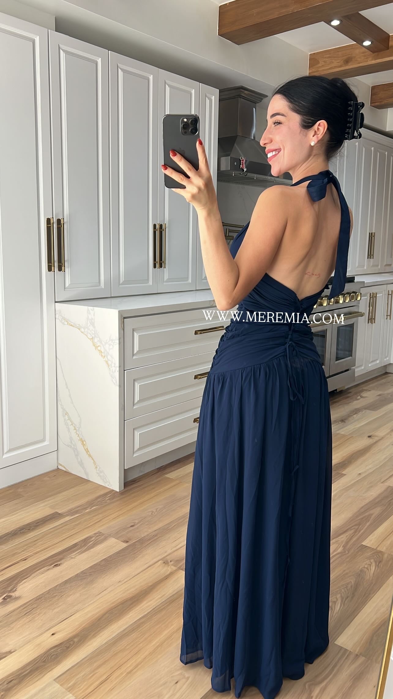 Vestido halter v plisado