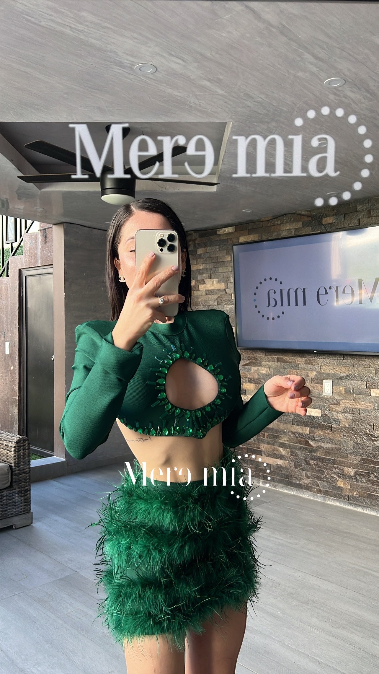 Conjunto verde plumas