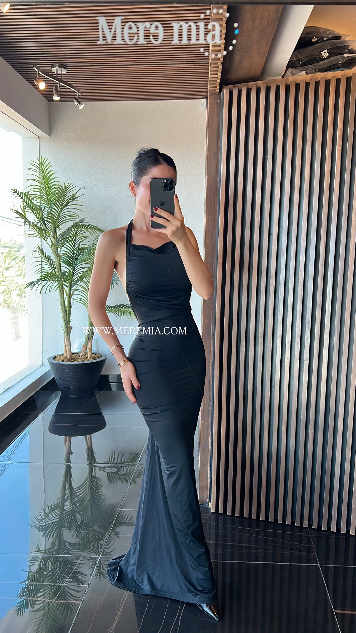 Vestido espalda v plisado