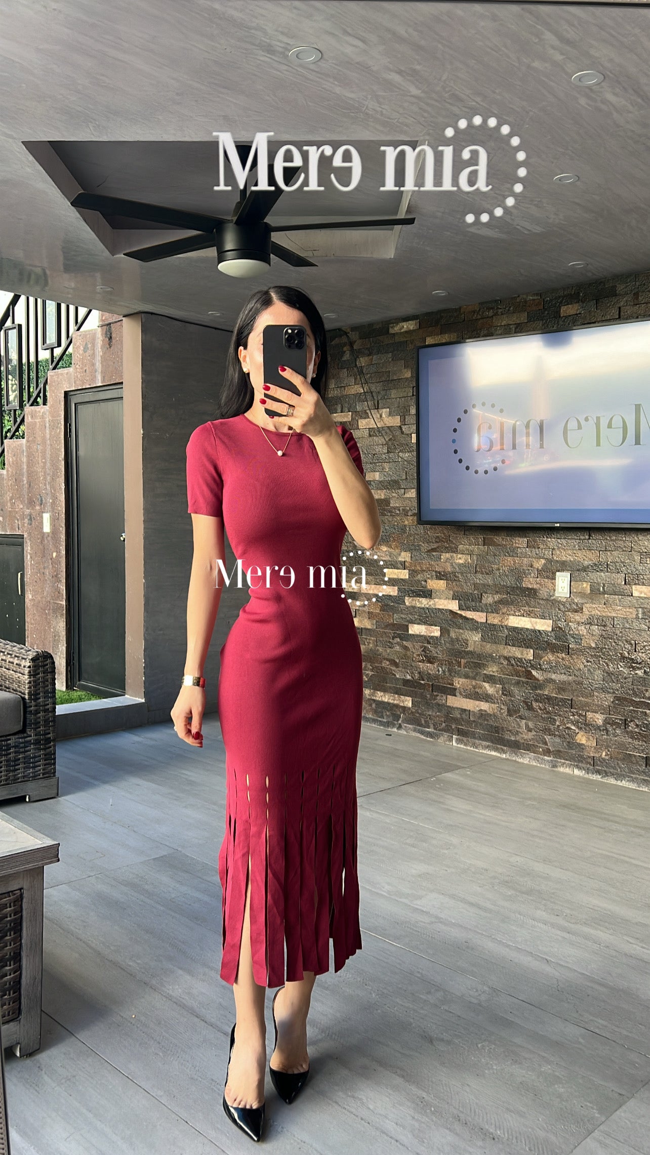Vestido tinto barbas