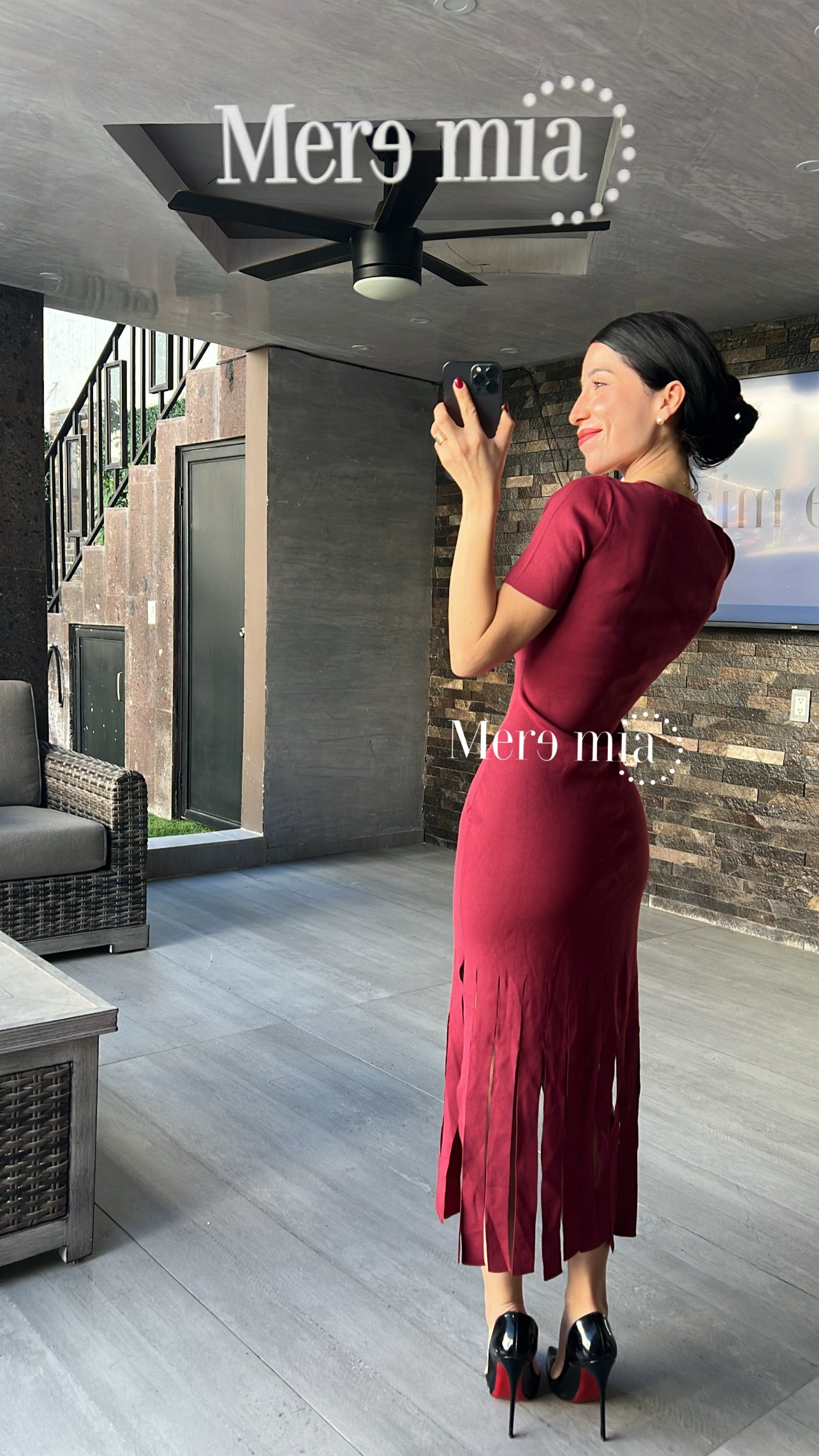 Vestido tinto barbas