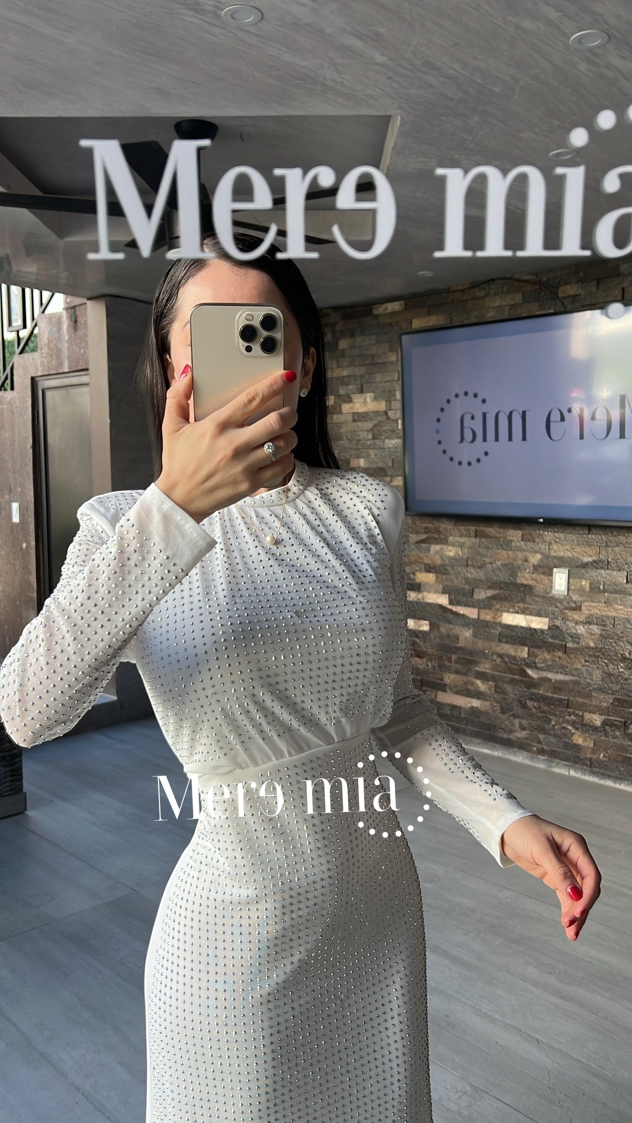 Vestido blanco puntos cuello