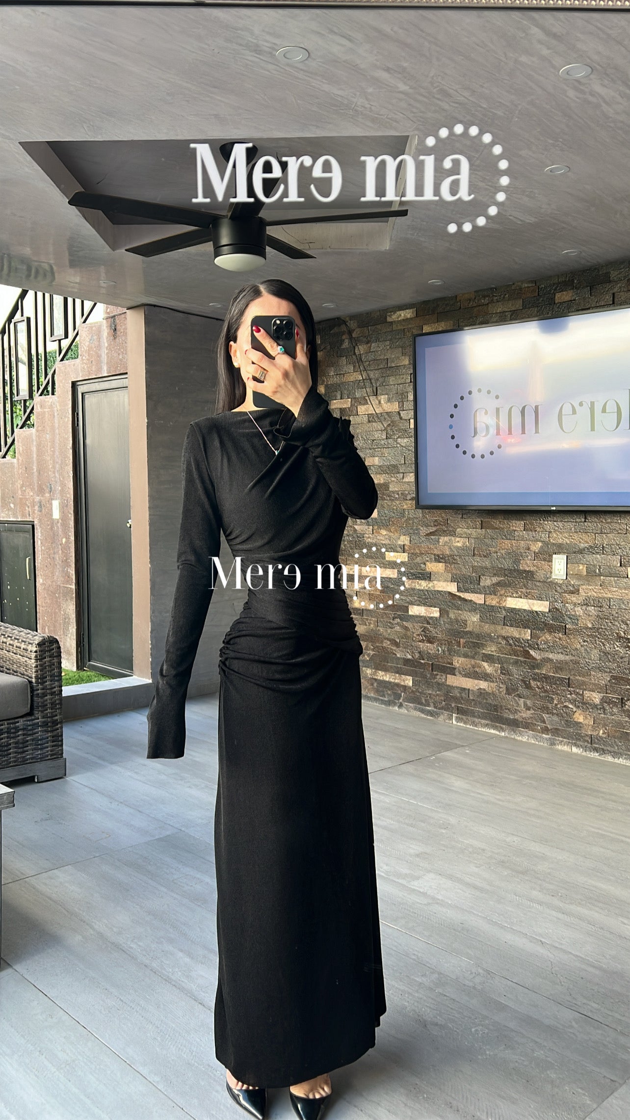 Vestido plisado hoyo