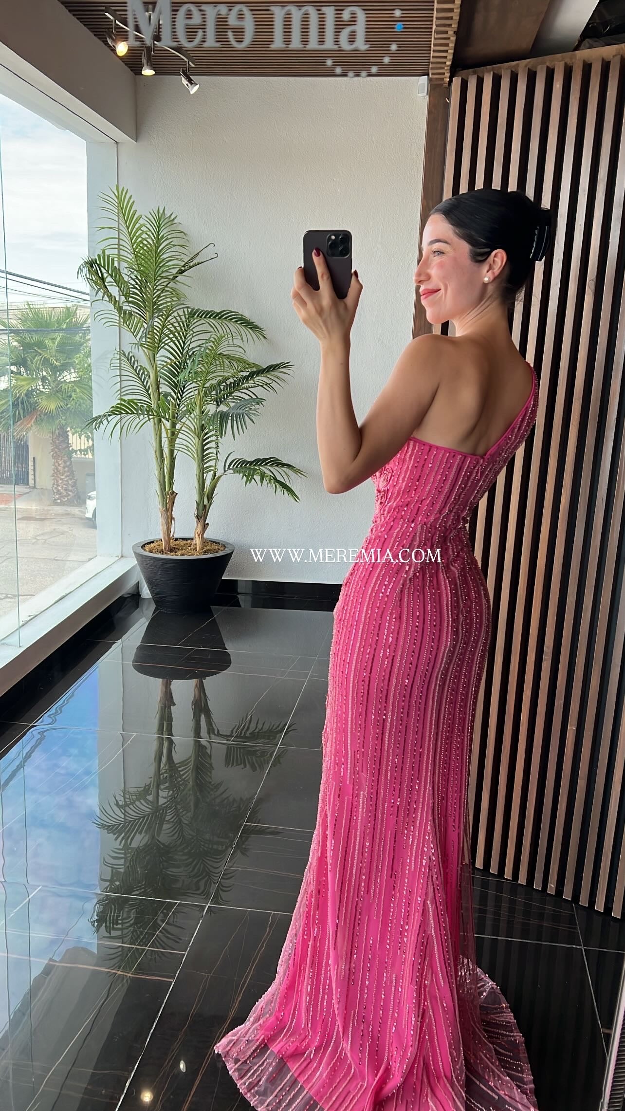Vestido rosa lent hombro