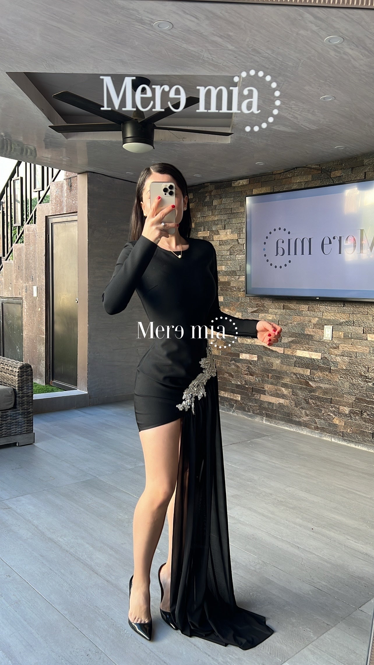 Vestido negro flores plata malla