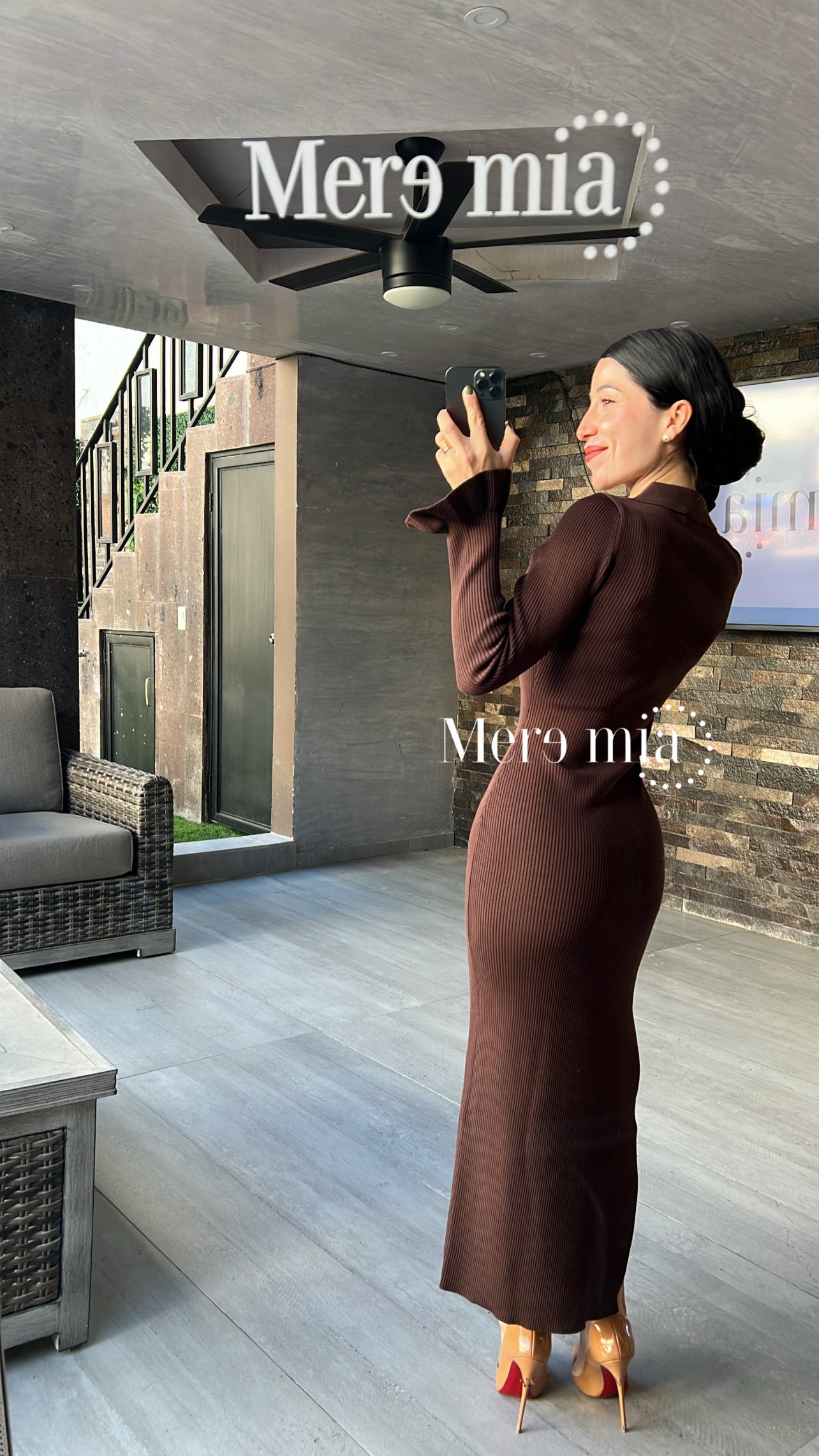 Vestido café cuello olanes