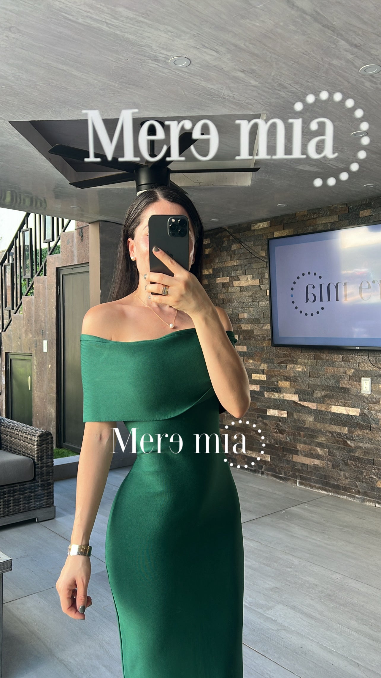 Vestido verde olan liso