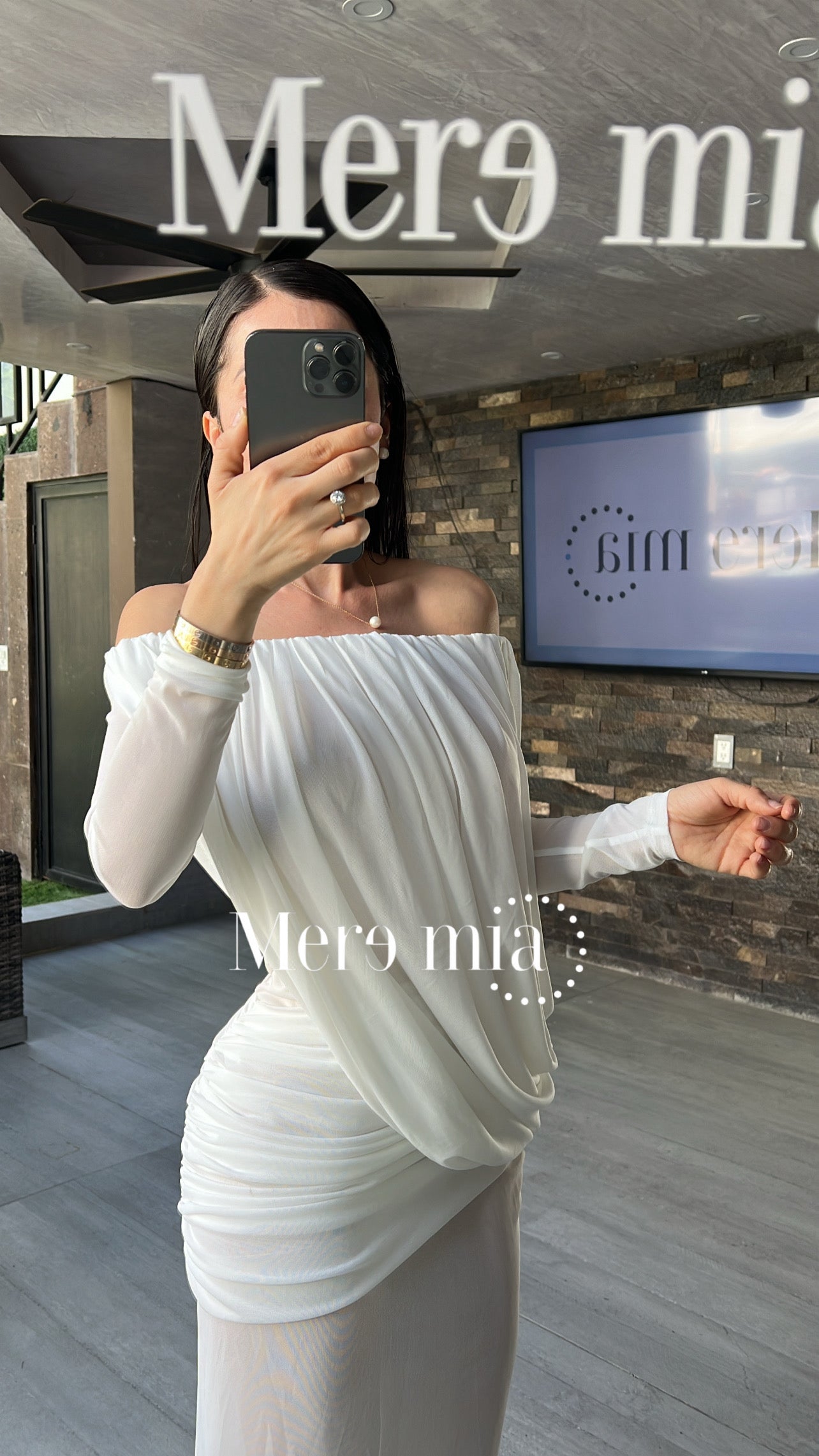 Vestido plisado malla hombros