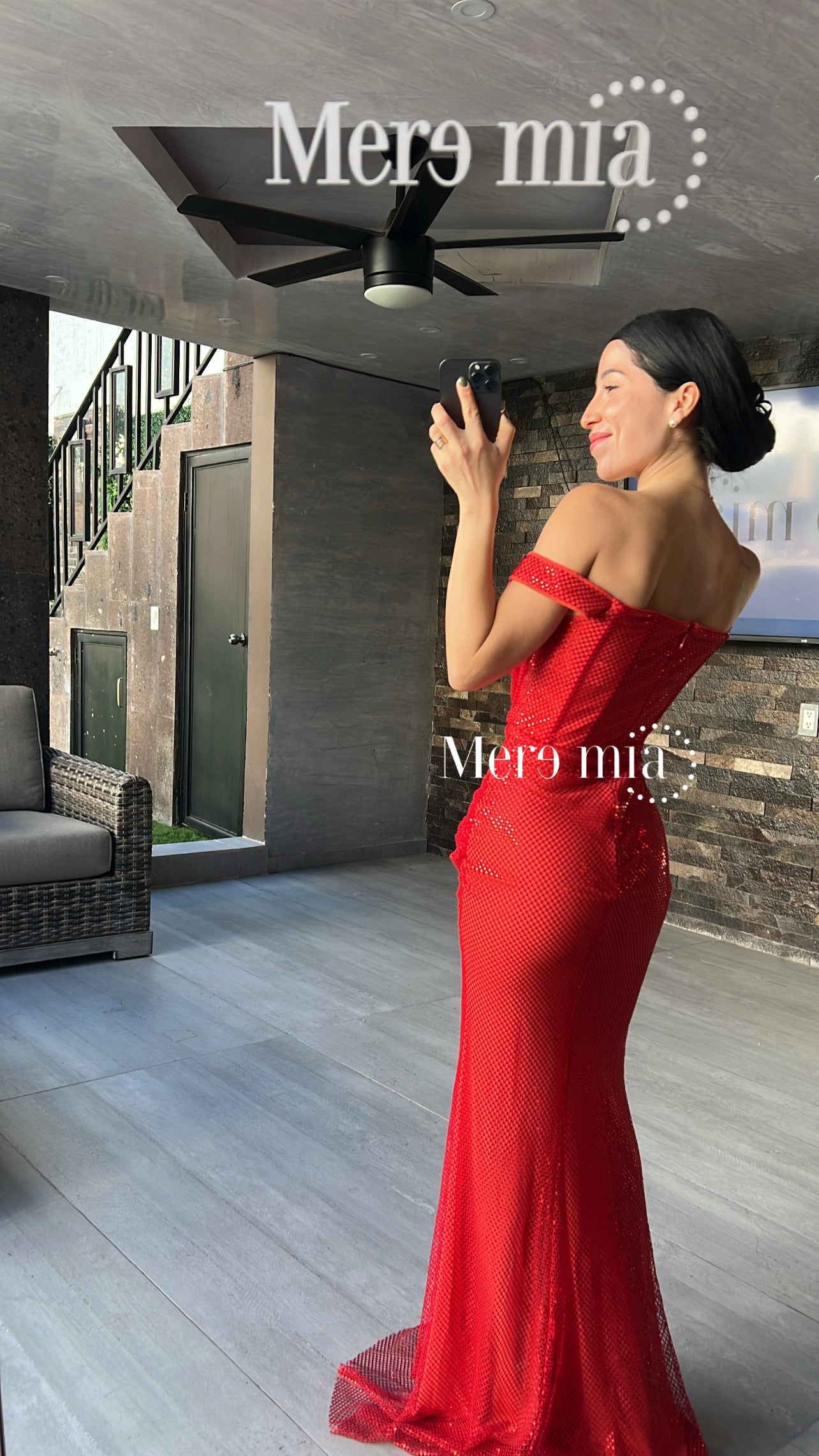 Vestido rojo espejos puntos